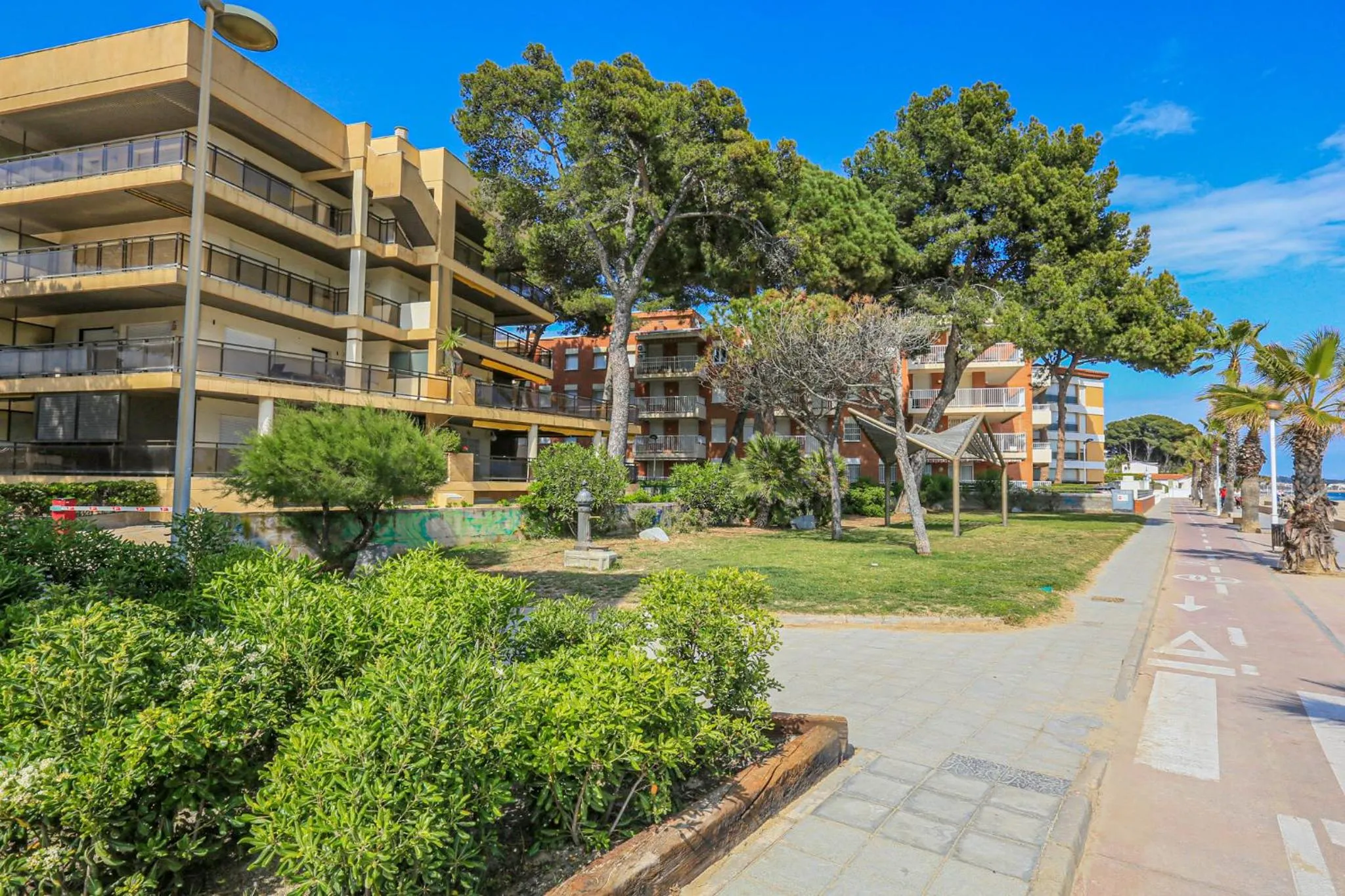 LITORAL COSTA DORADA - TXINGUDI Only families