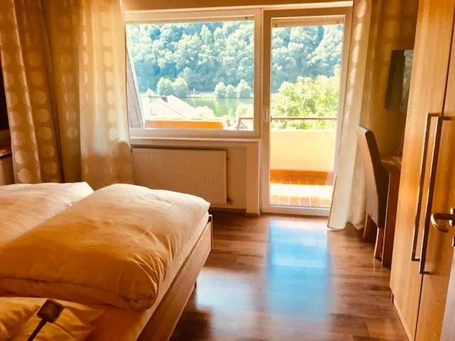 Bedroom, Bed in Hotel Weingut Dehren
