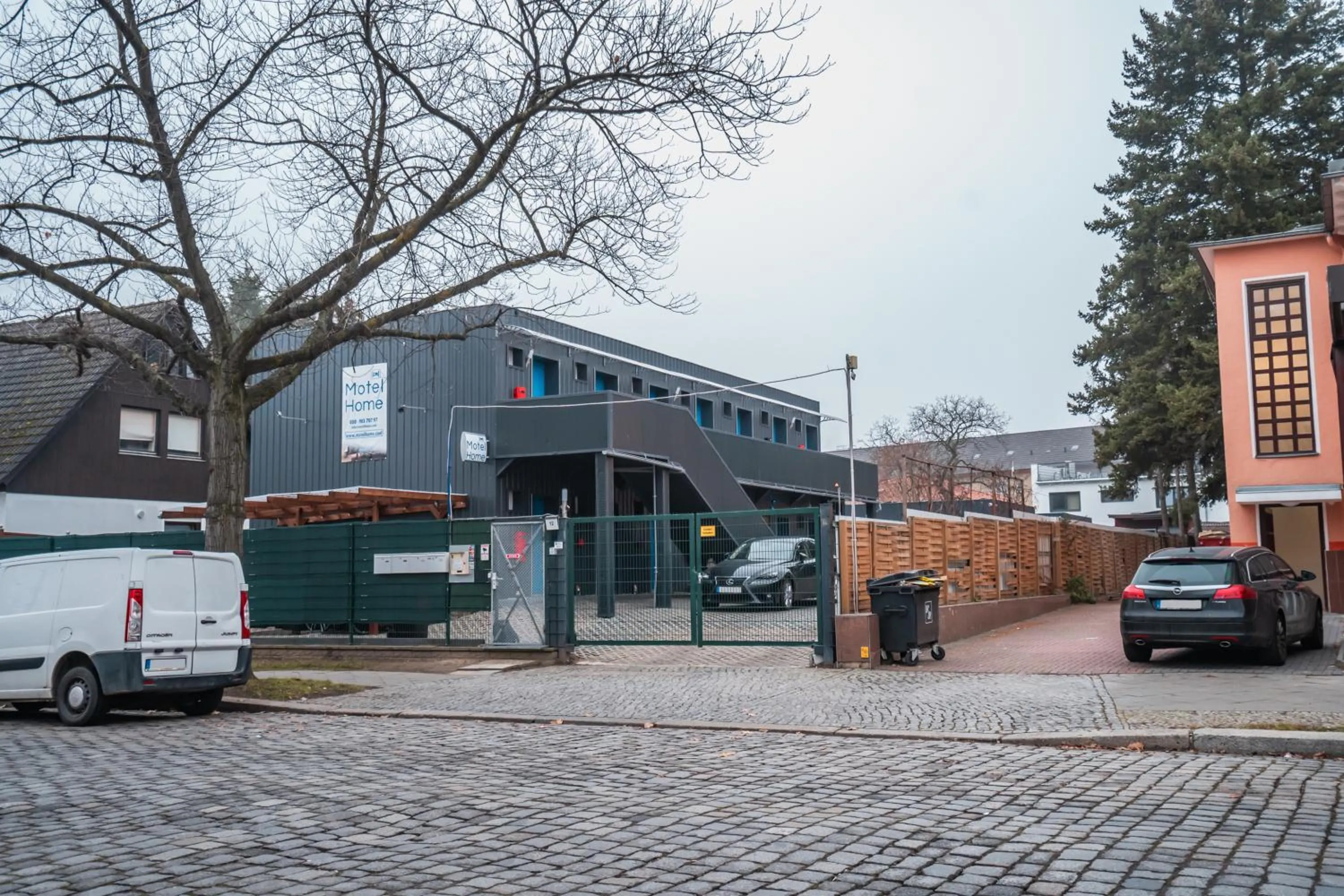 Property building in Motel Home Berlin