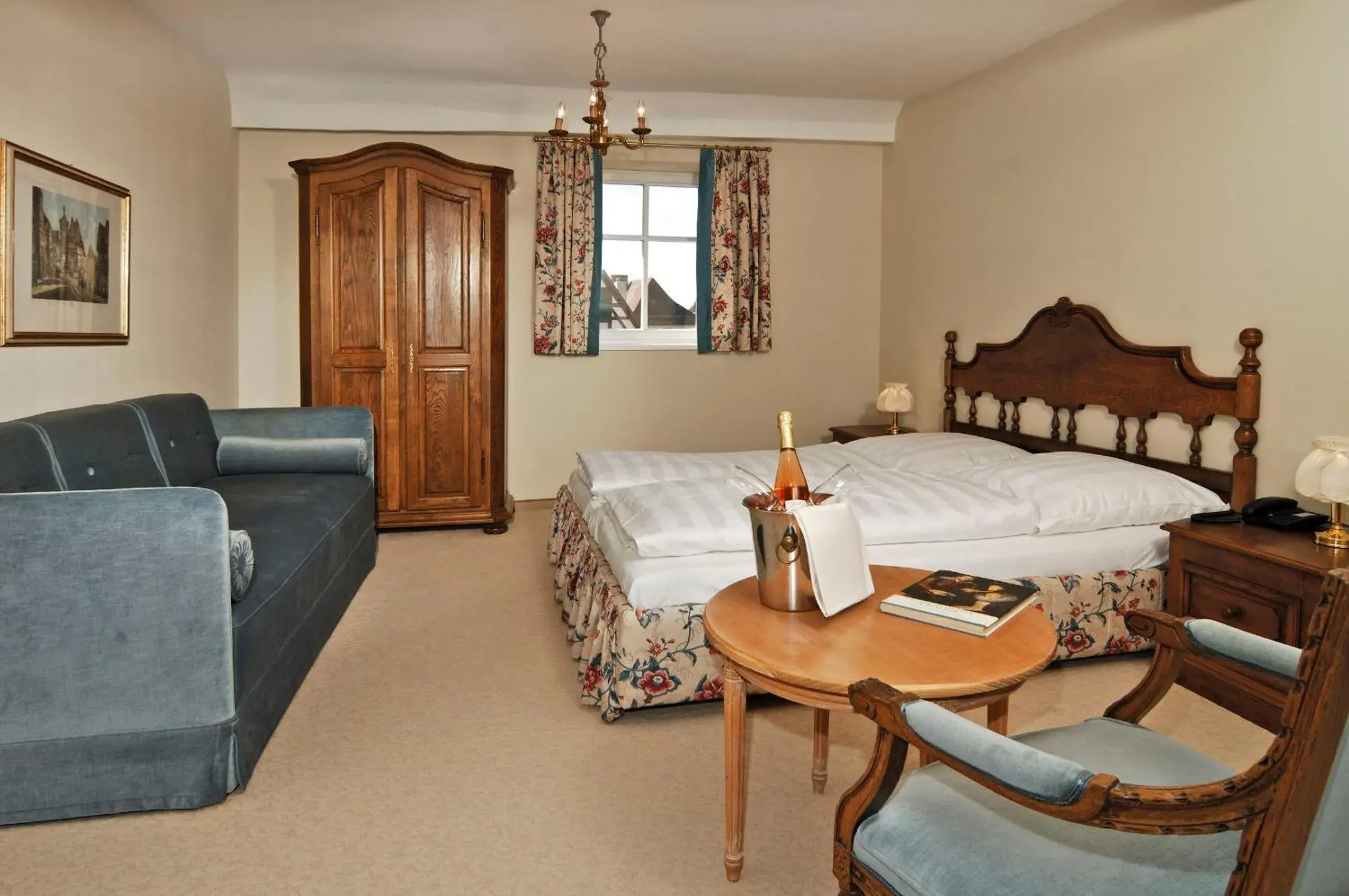 Family Room in Hotel BurgGartenpalais Family Room in Hotel BurgGartenpalais