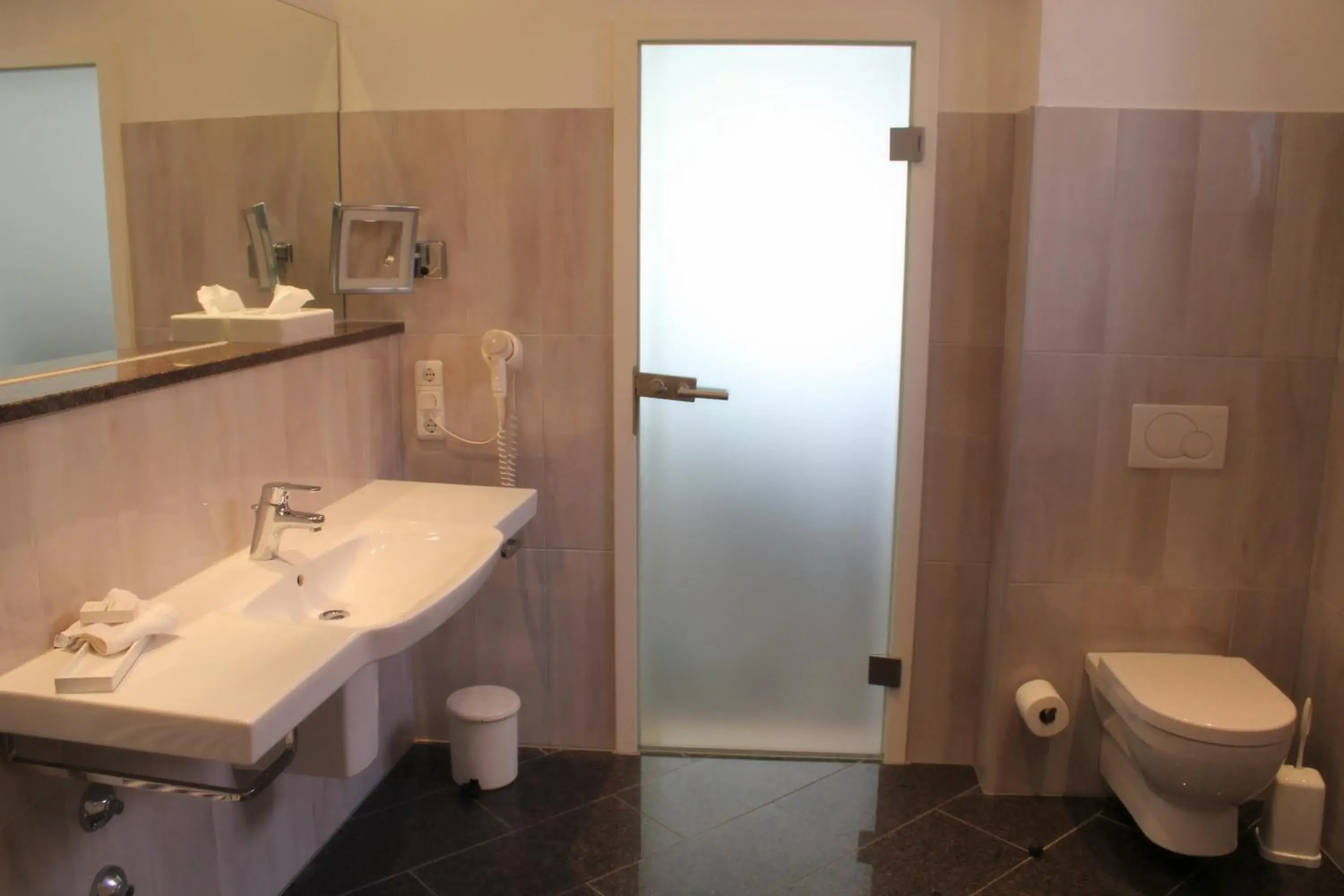 Deluxe Double Room in Hotel BurgGartenpalais Deluxe Double Room in Hotel BurgGartenpalais