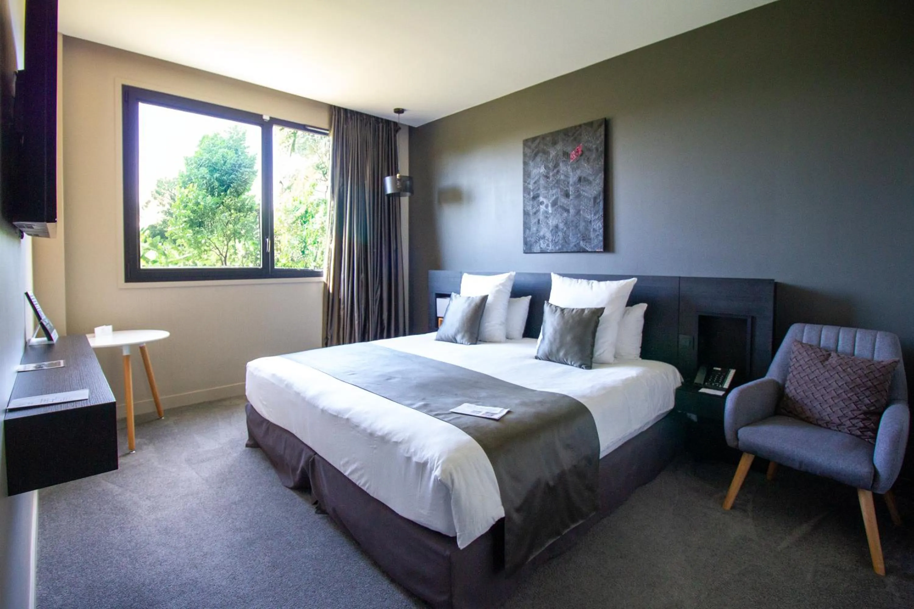 Bed in Hôtel & Restaurant La maison des blés