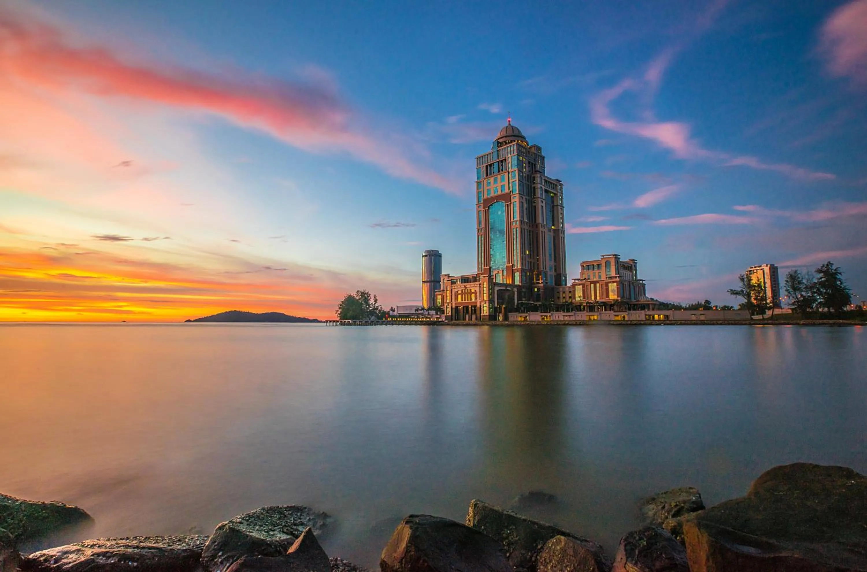 Nearby landmark in Holiday Inn Express Kota Kinabalu City Centre by IHG