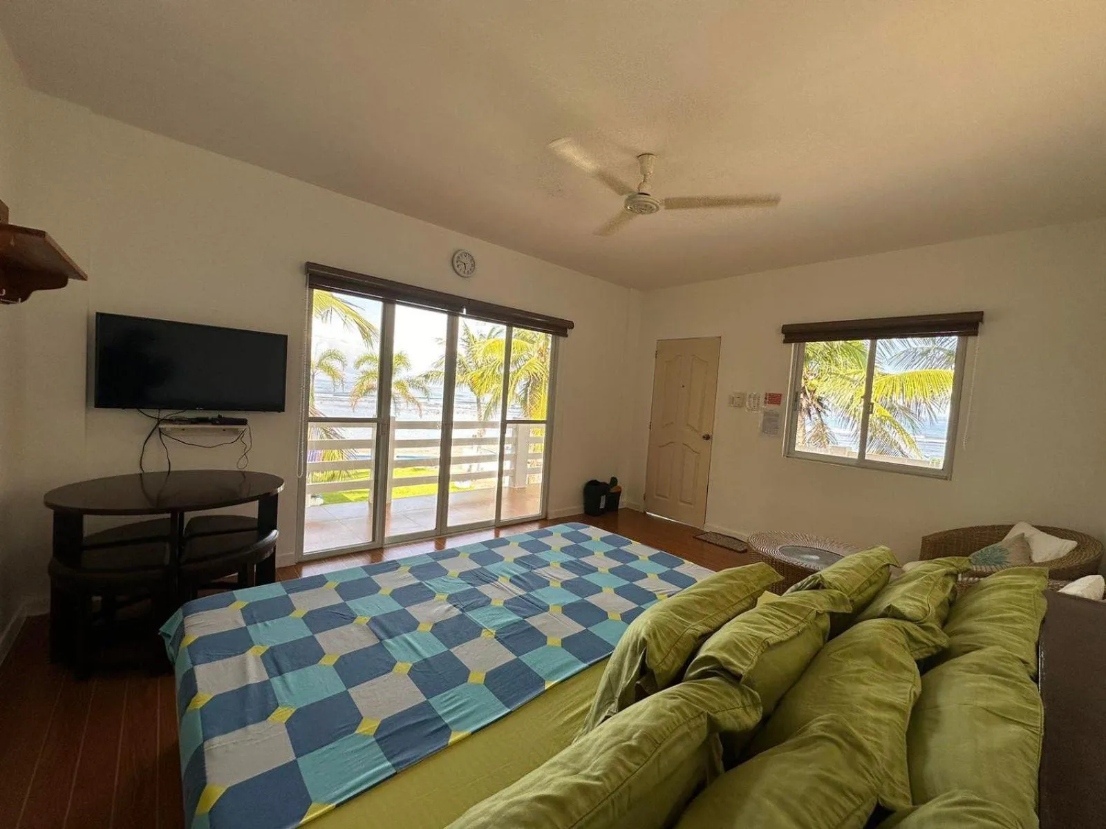 Photo of the whole room, Bed in Brizo Hotel and Beach Resort Bataan