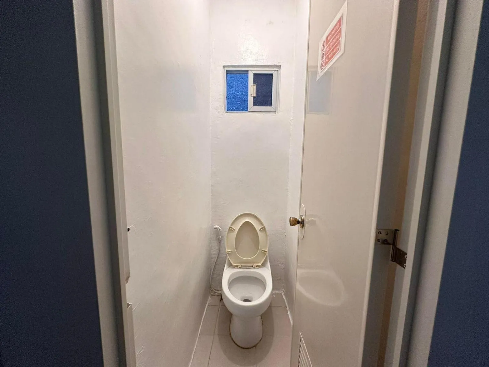 Toilet in Brizo Hotel and Beach Resort Bataan