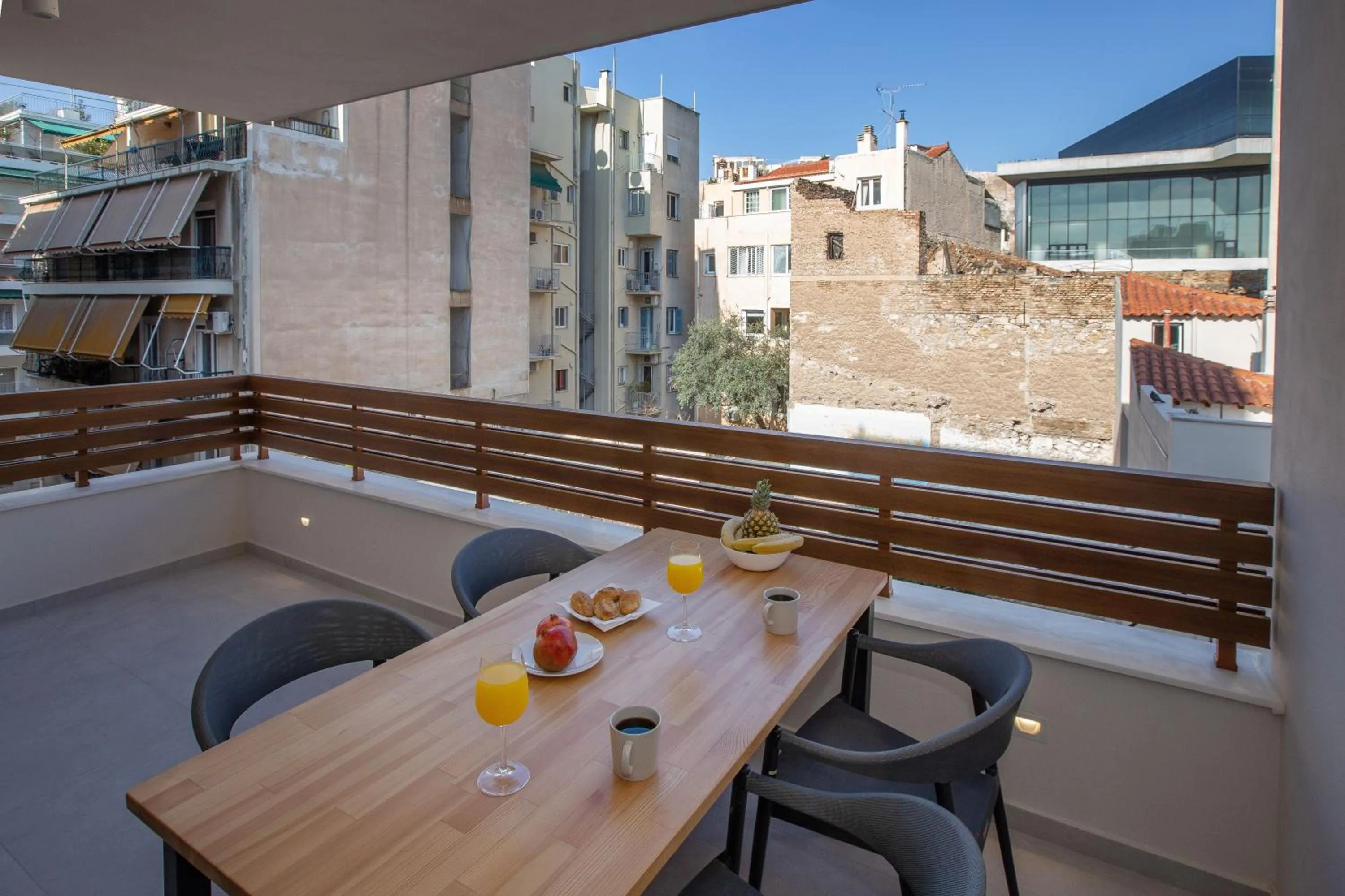 Balcony/Terrace in Acropolis Golden Suites by GHH