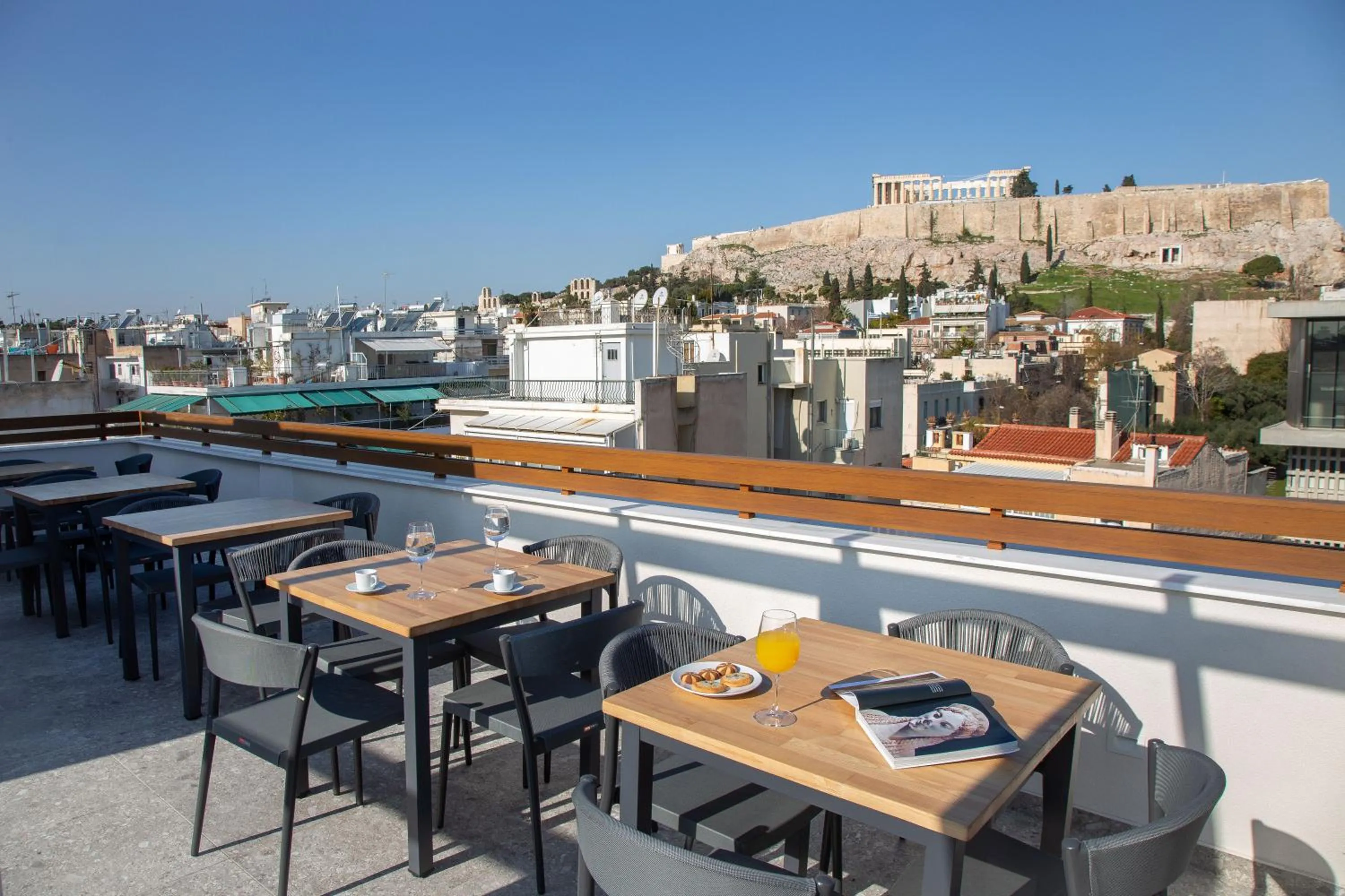 Balcony/Terrace in Acropolis Golden Suites by GHH