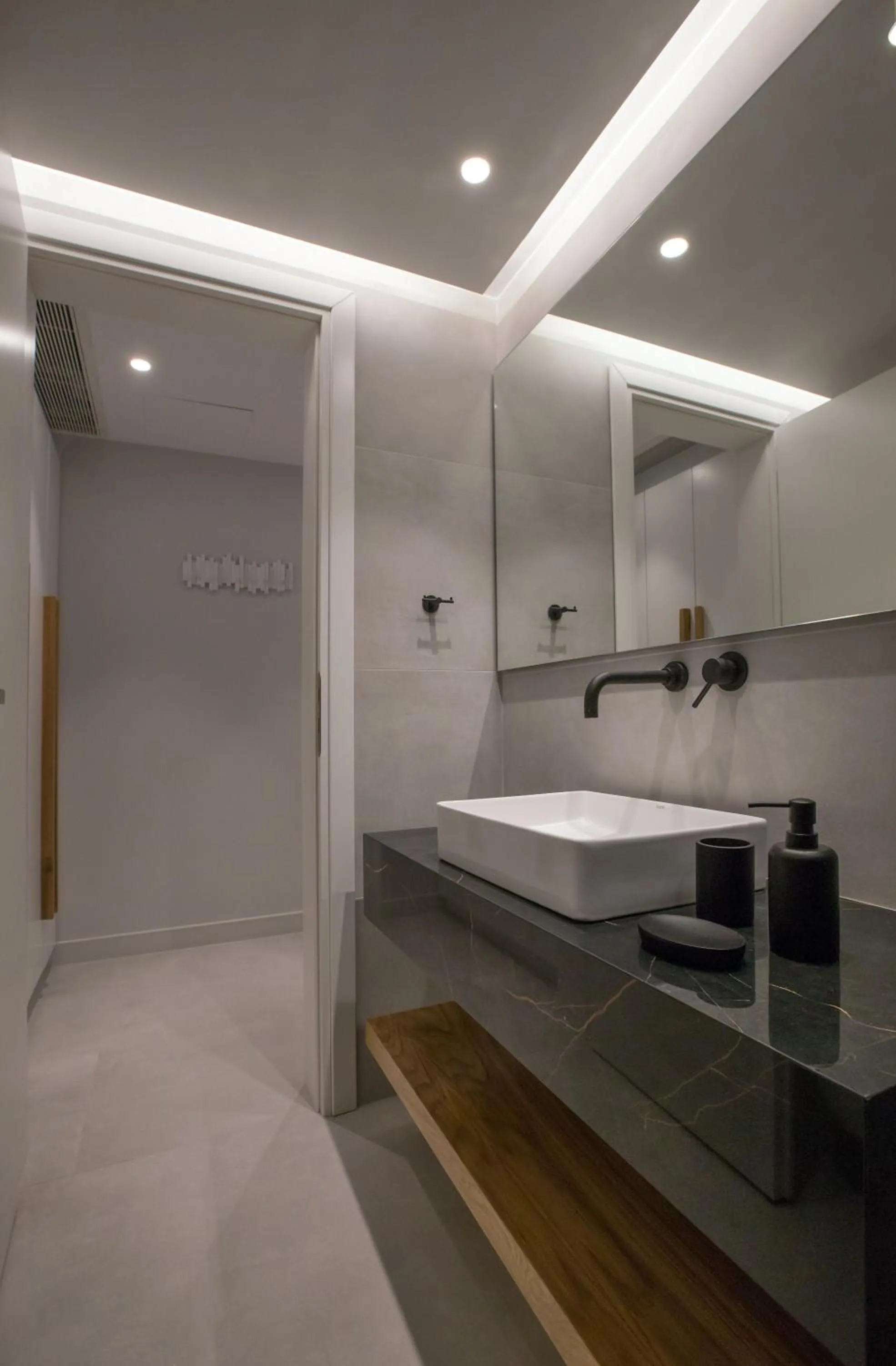 Bathroom in Acropolis Golden Suites by GHH