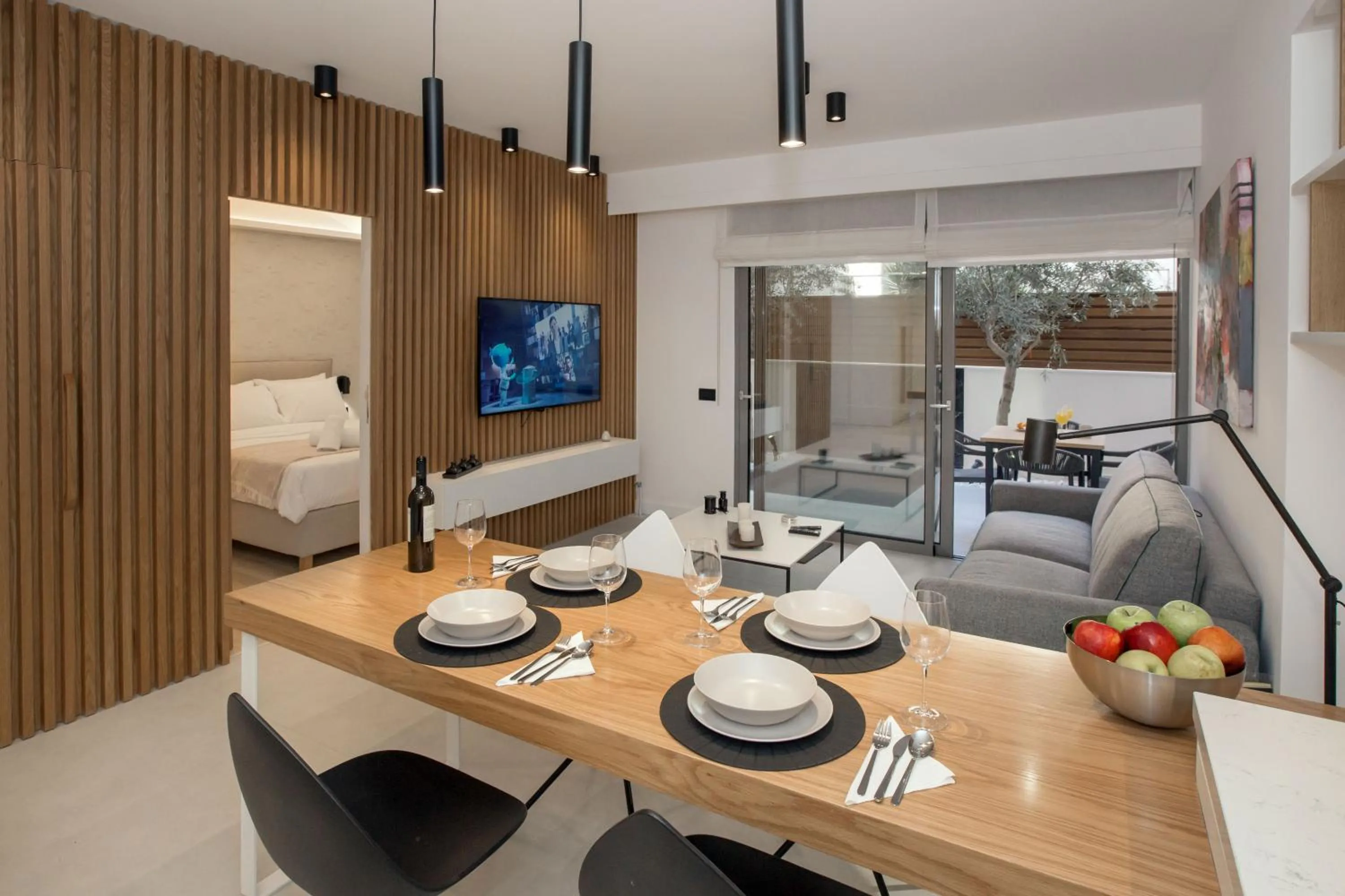Dining area in Acropolis Golden Suites by GHH