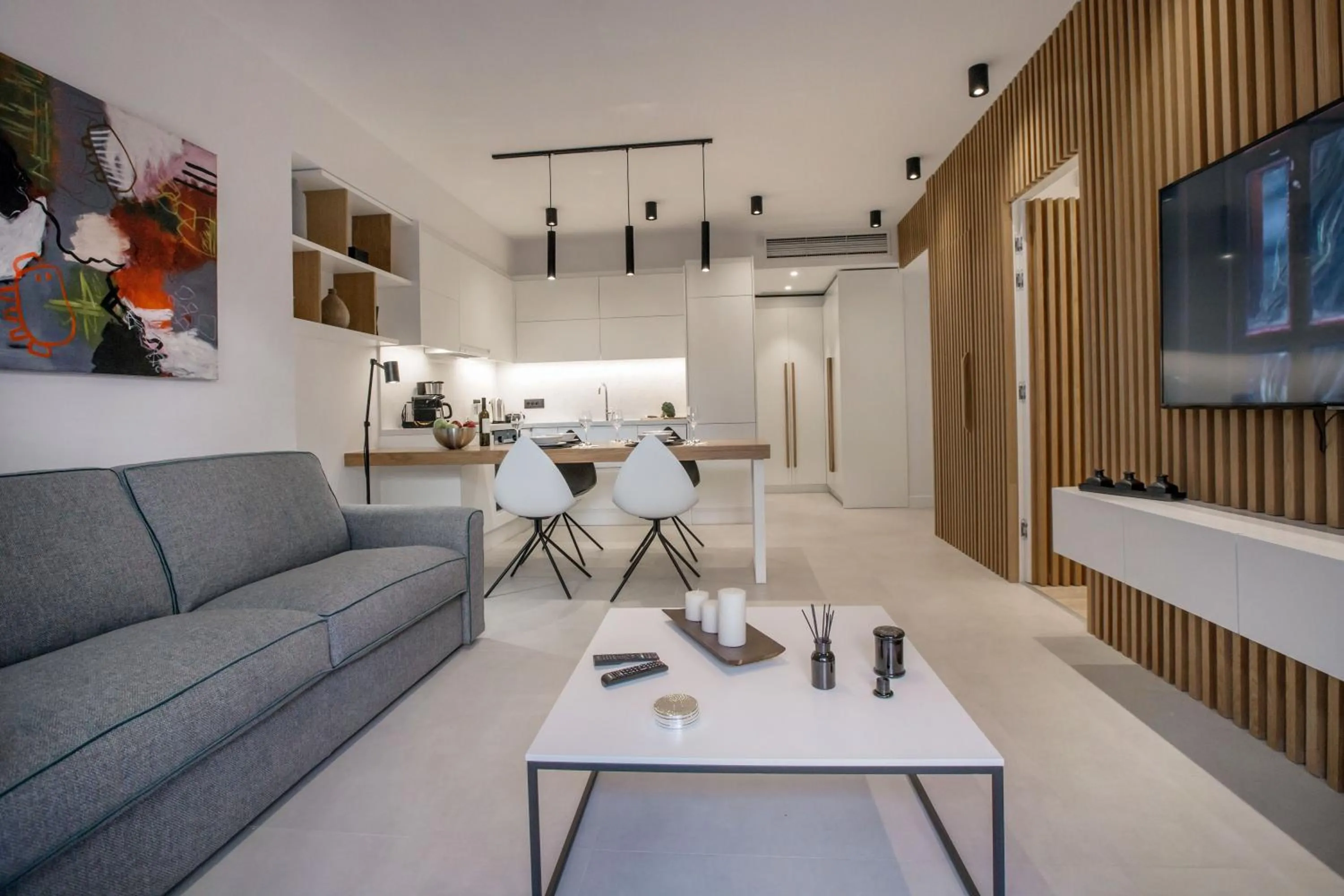 Living room in Acropolis Golden Suites by GHH