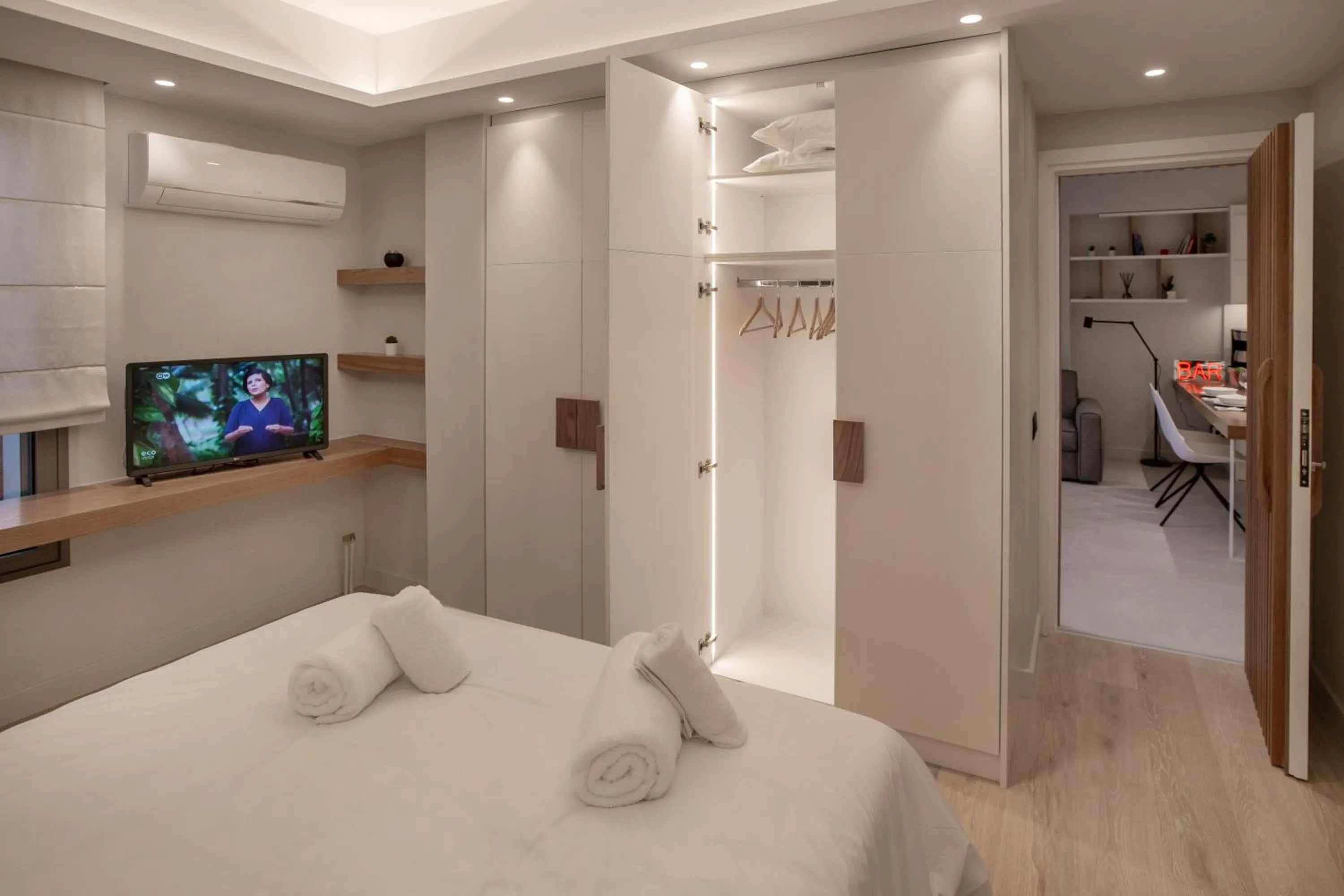 Photo of the whole room, Bed in Acropolis Golden Suites by GHH
