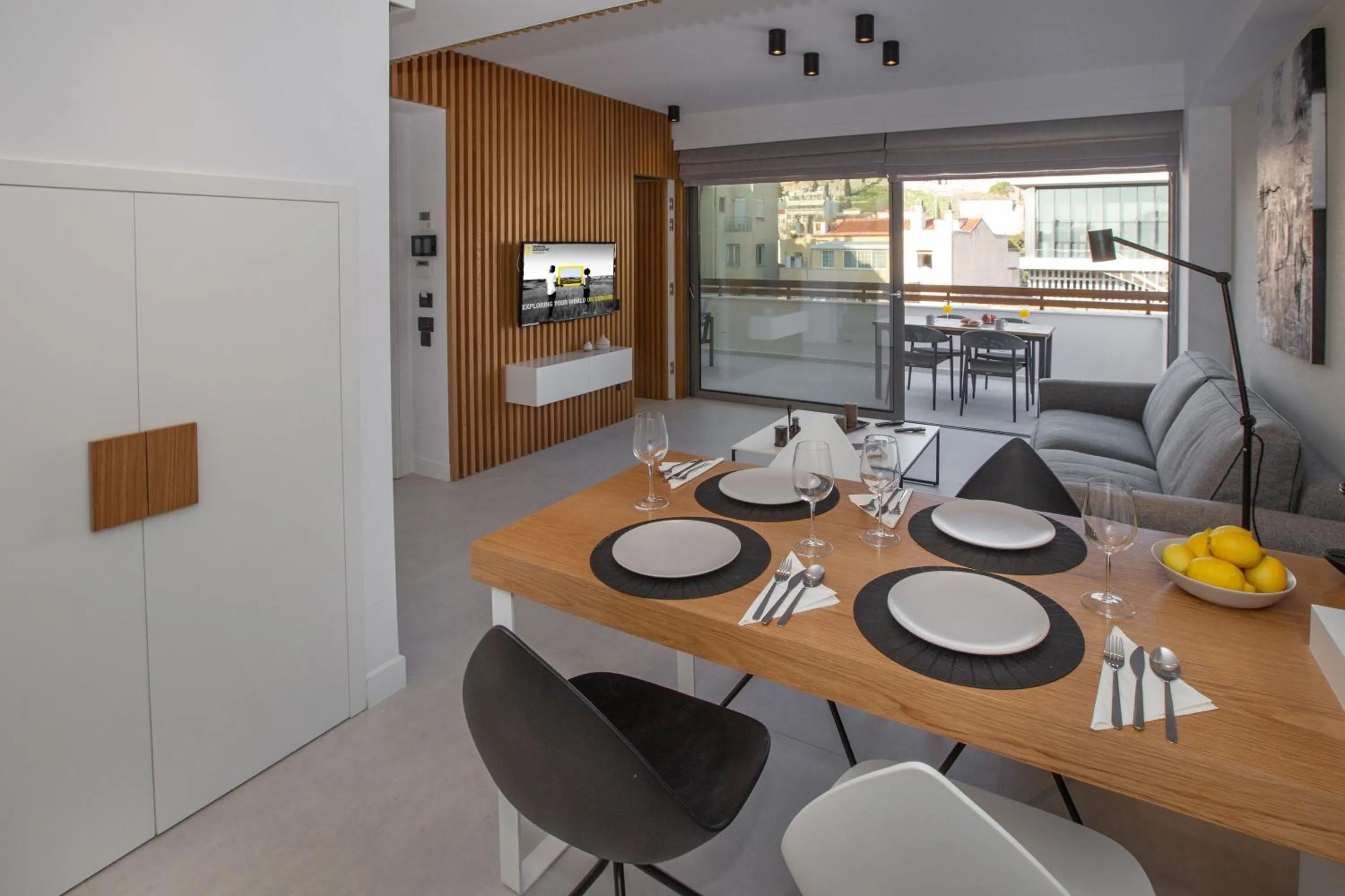 Dining area in Acropolis Golden Suites by GHH