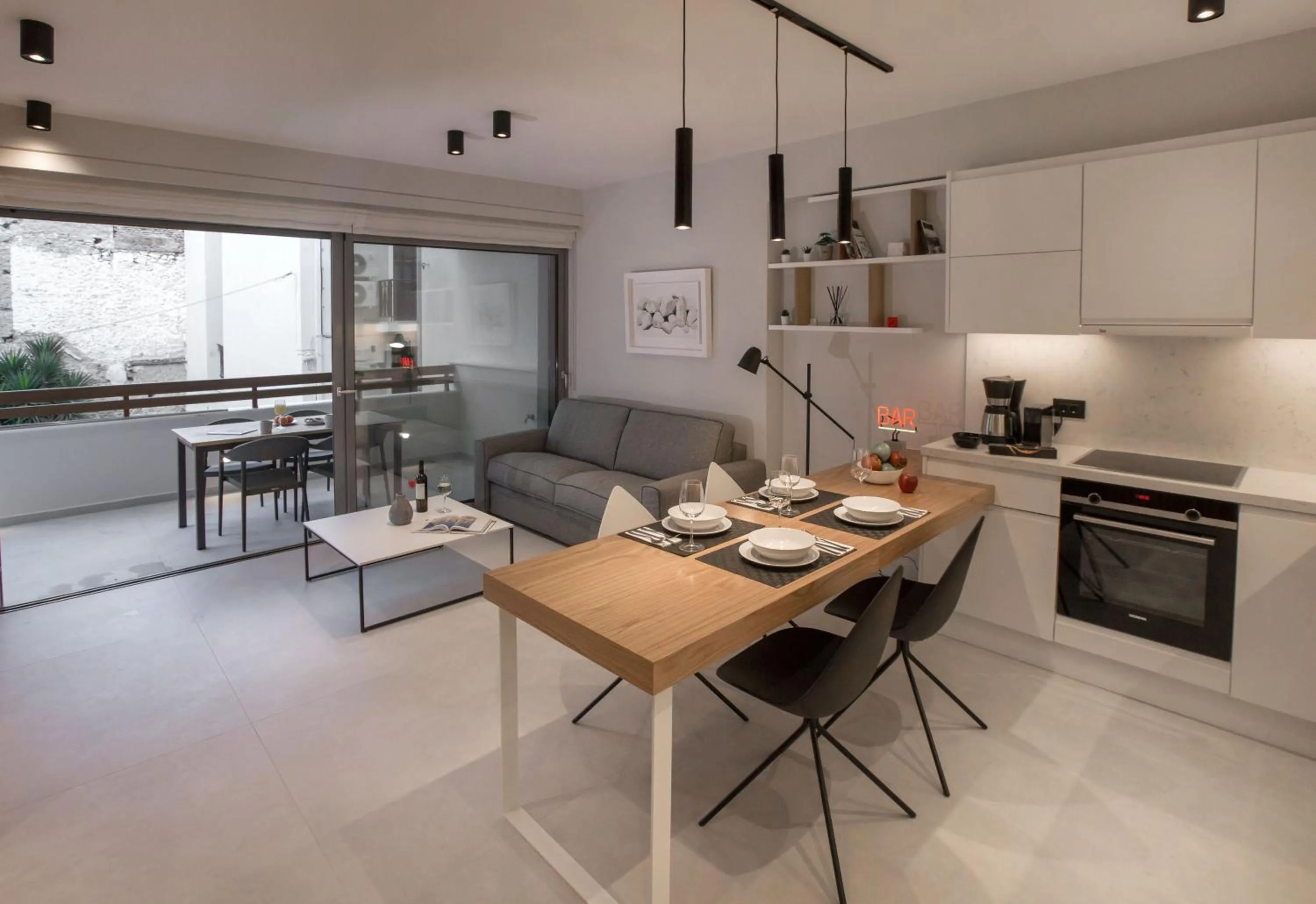 Kitchen or kitchenette in Acropolis Golden Suites by GHH