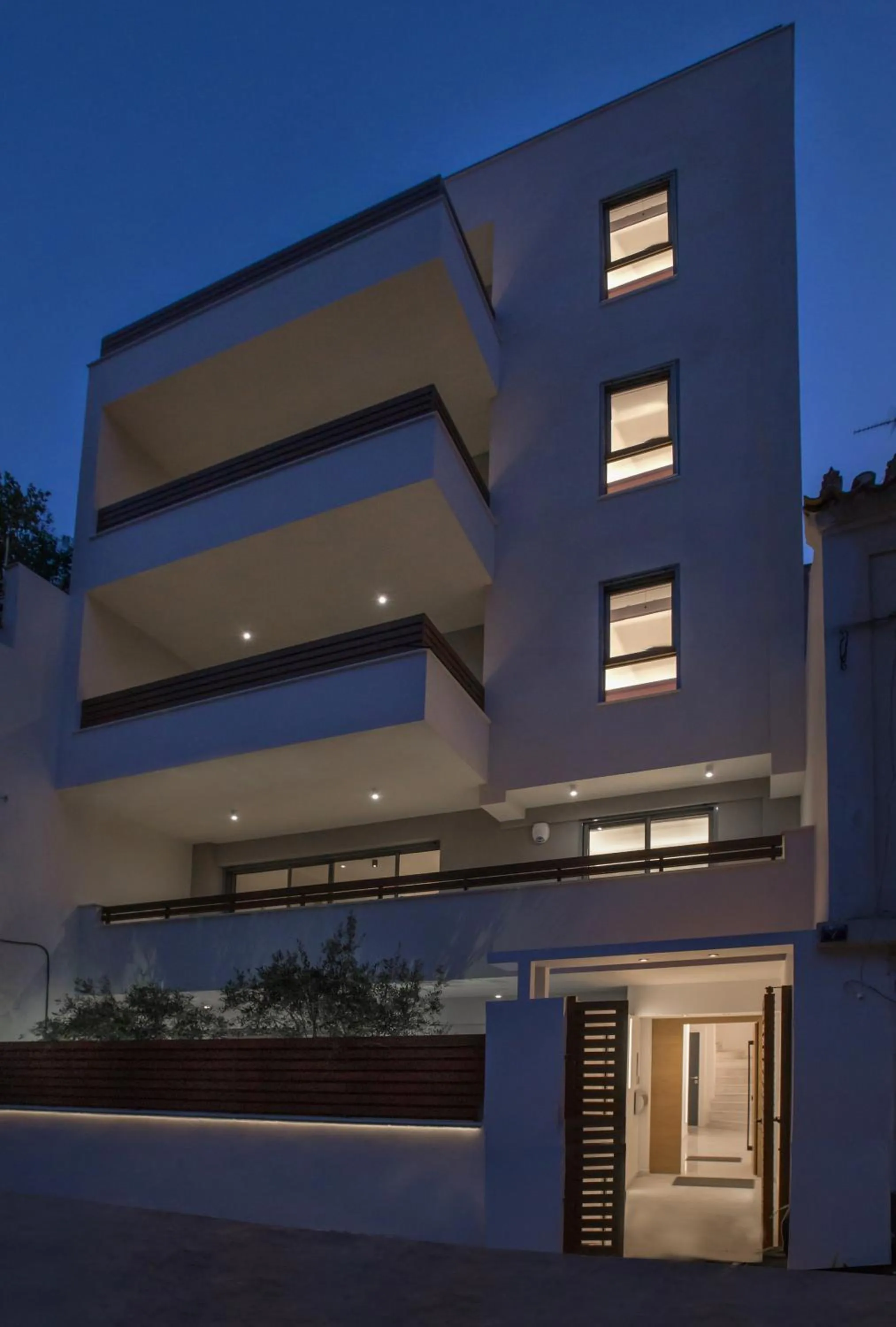 Property building in Acropolis Golden Suites by GHH
