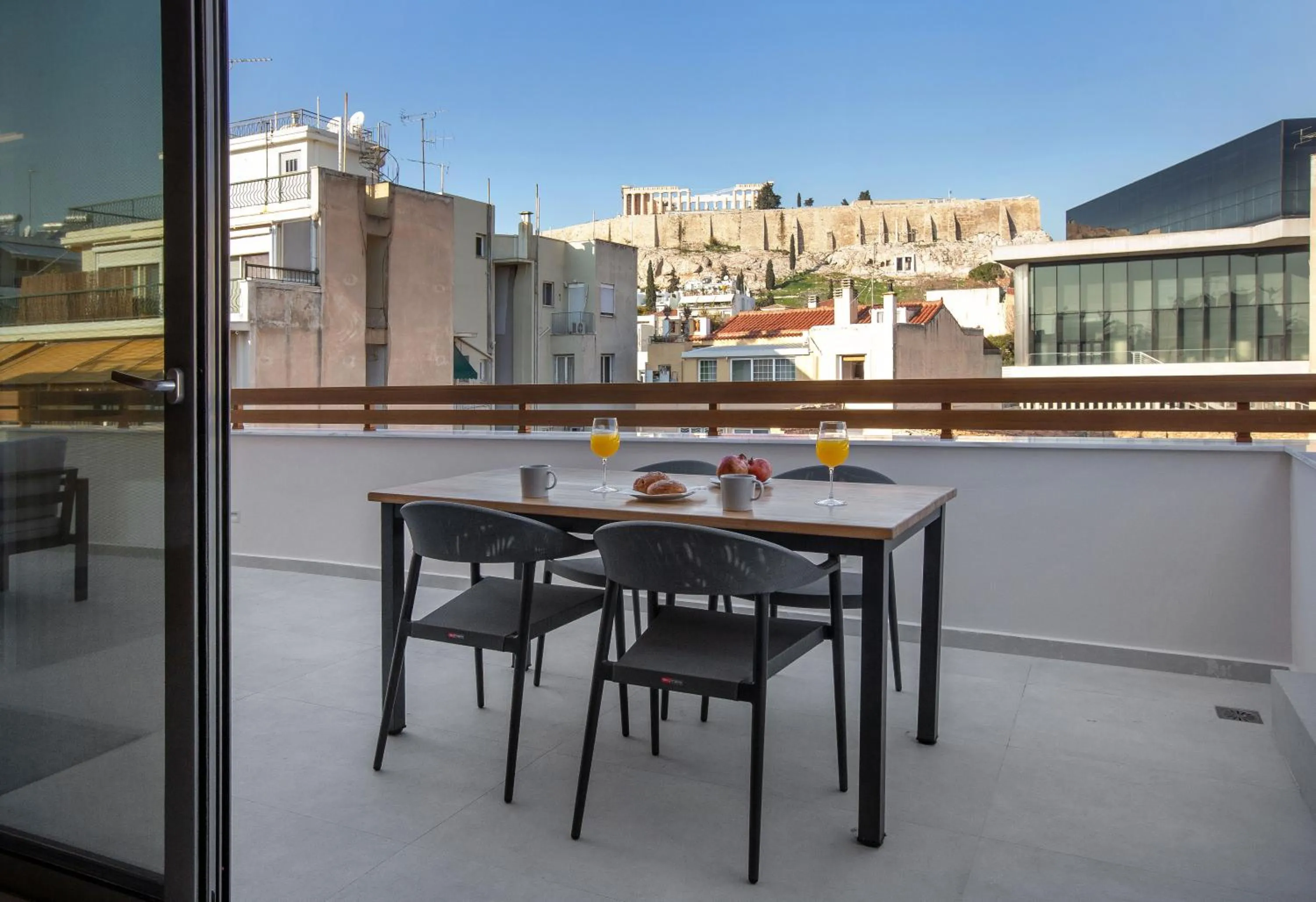 Balcony/Terrace in Acropolis Golden Suites by GHH