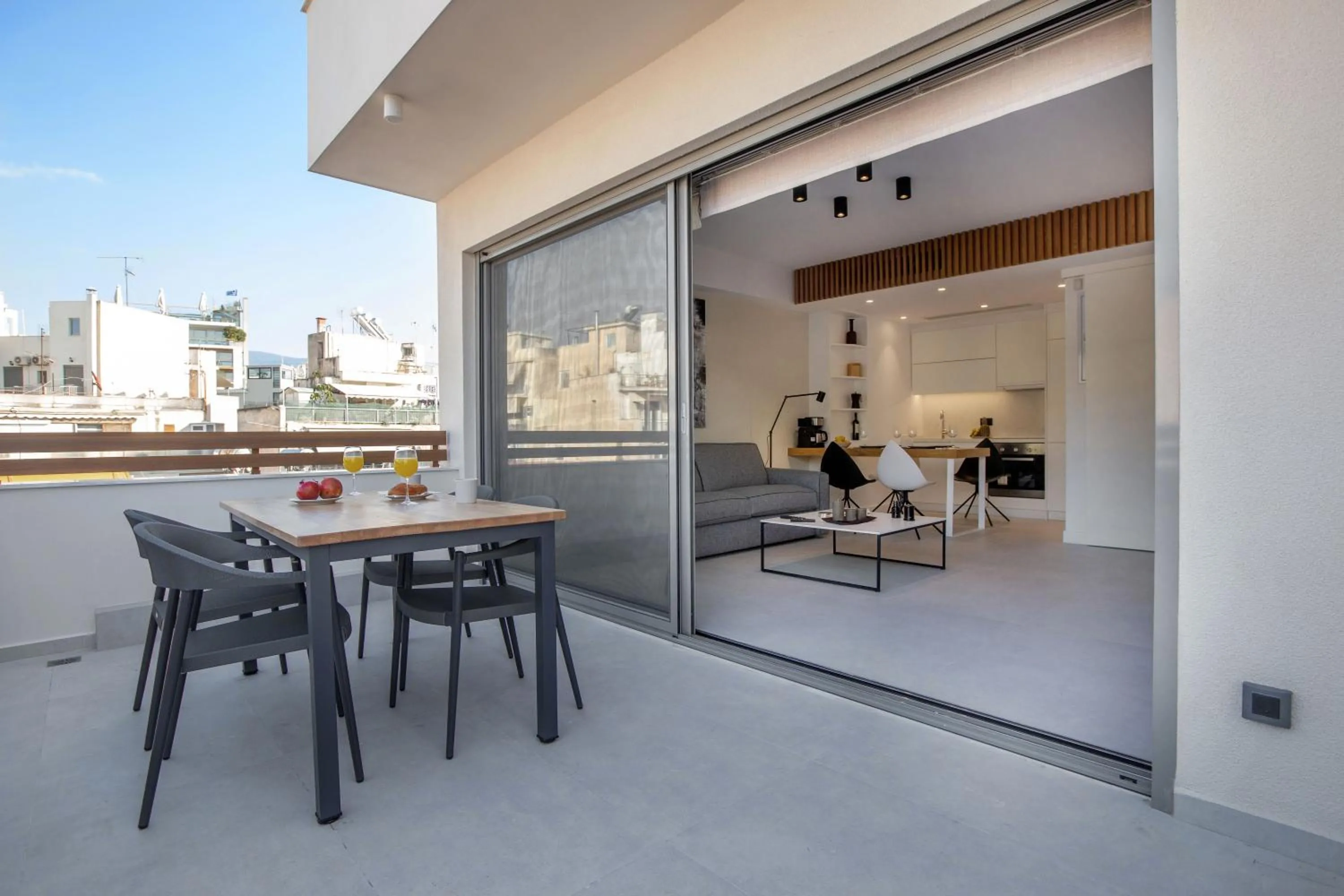 Balcony/Terrace in Acropolis Golden Suites by GHH