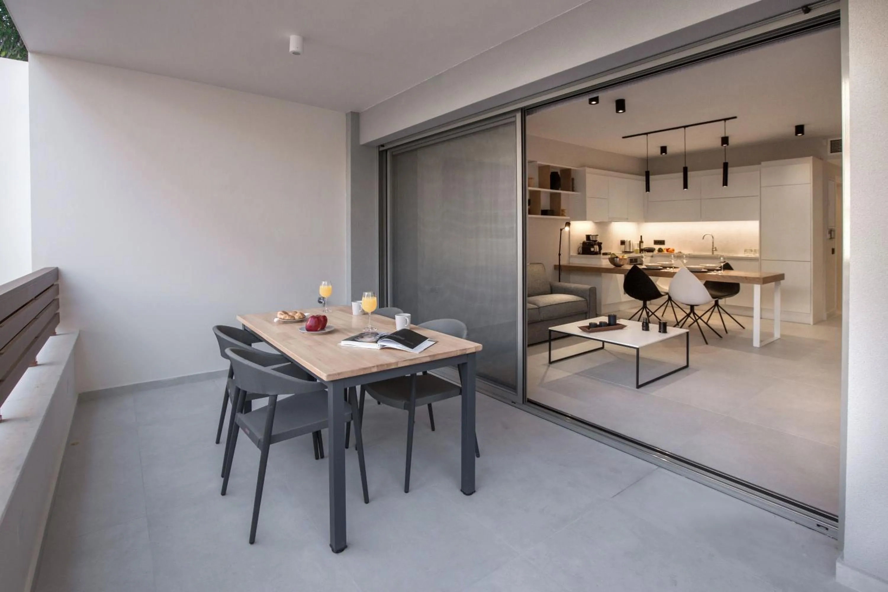 Balcony/Terrace in Acropolis Golden Suites by GHH