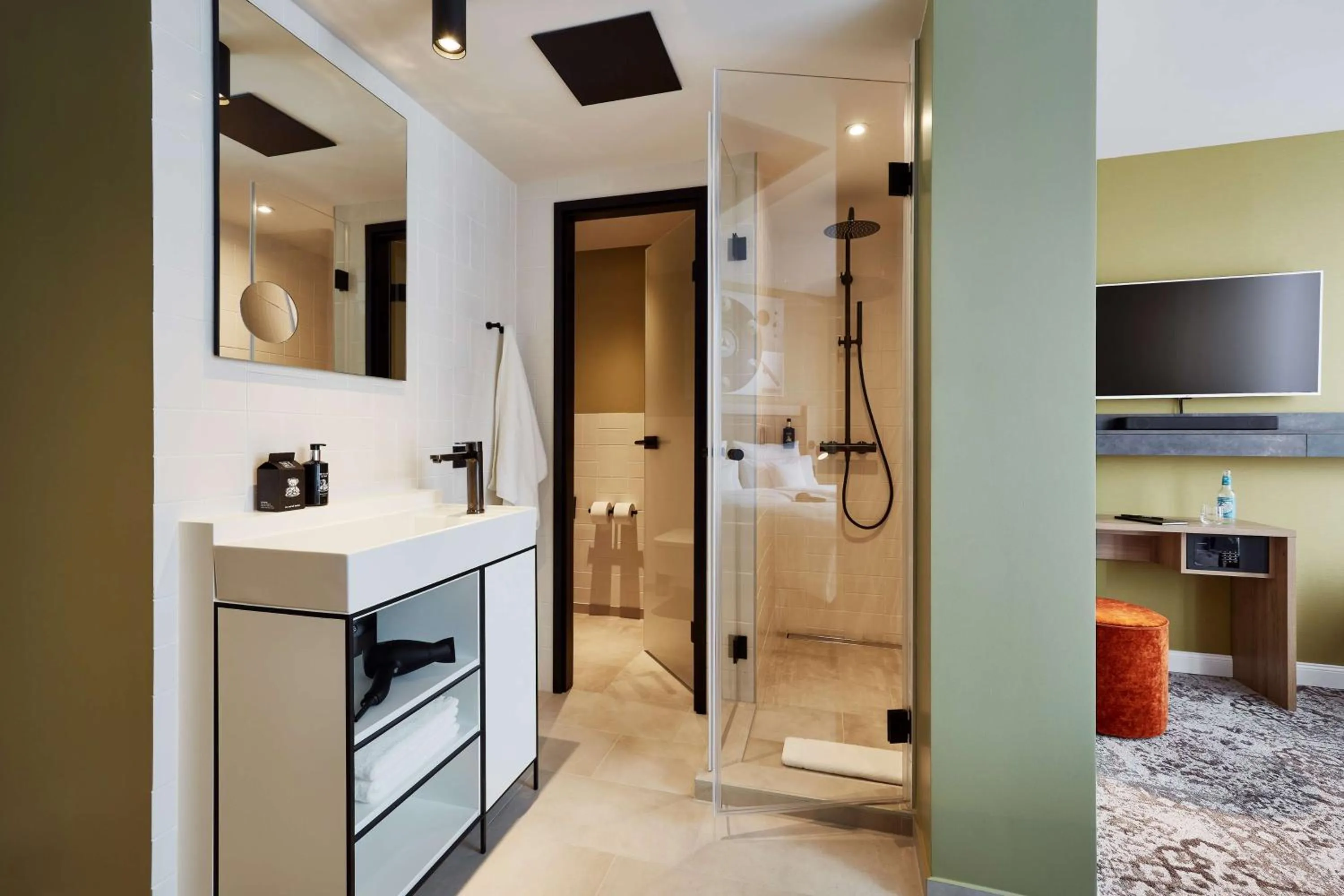 Bathroom in Me and All Hotel Hanover, by Hyatt