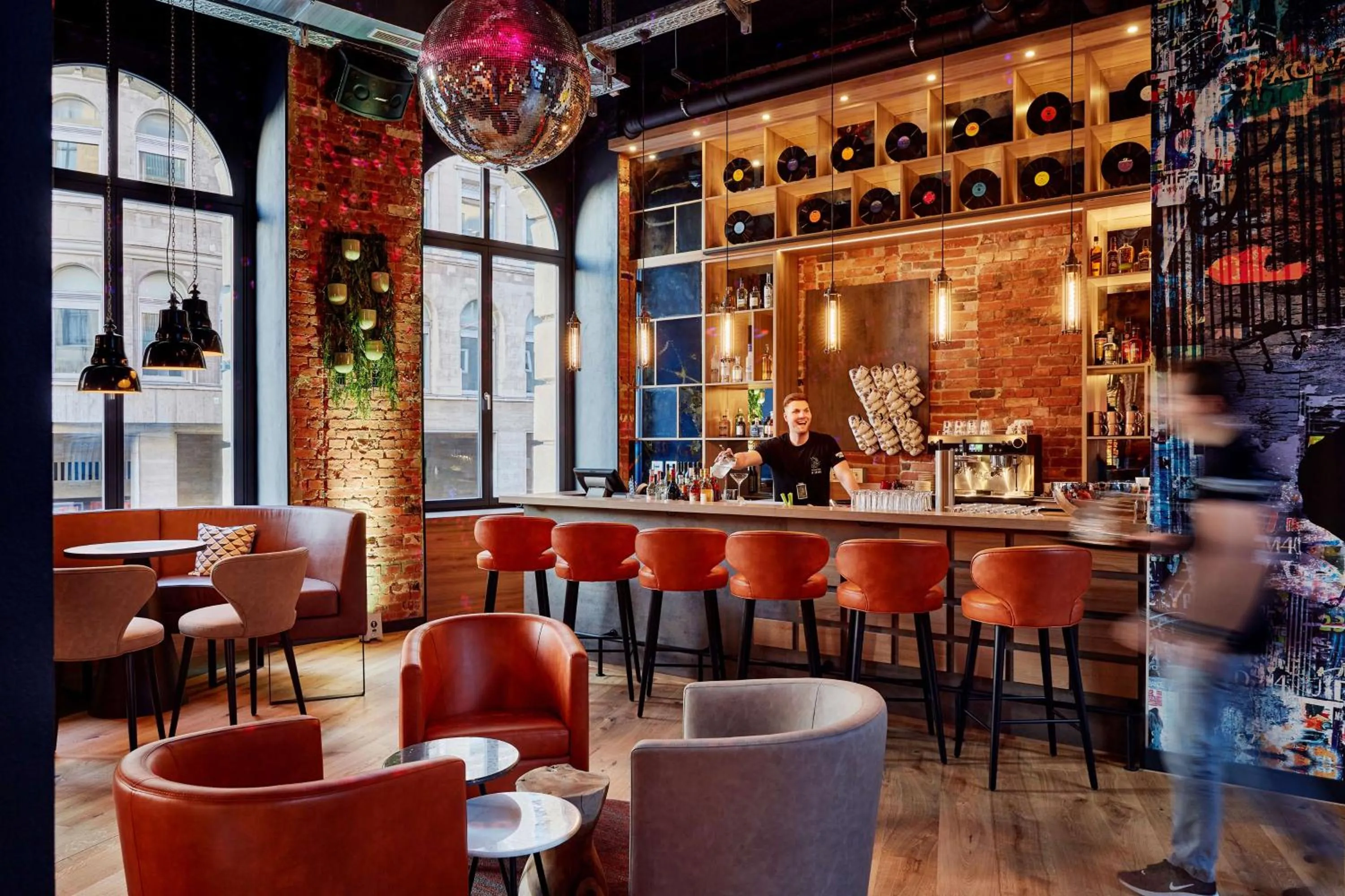 Lounge or bar in Me and All Hotel Hanover, by Hyatt