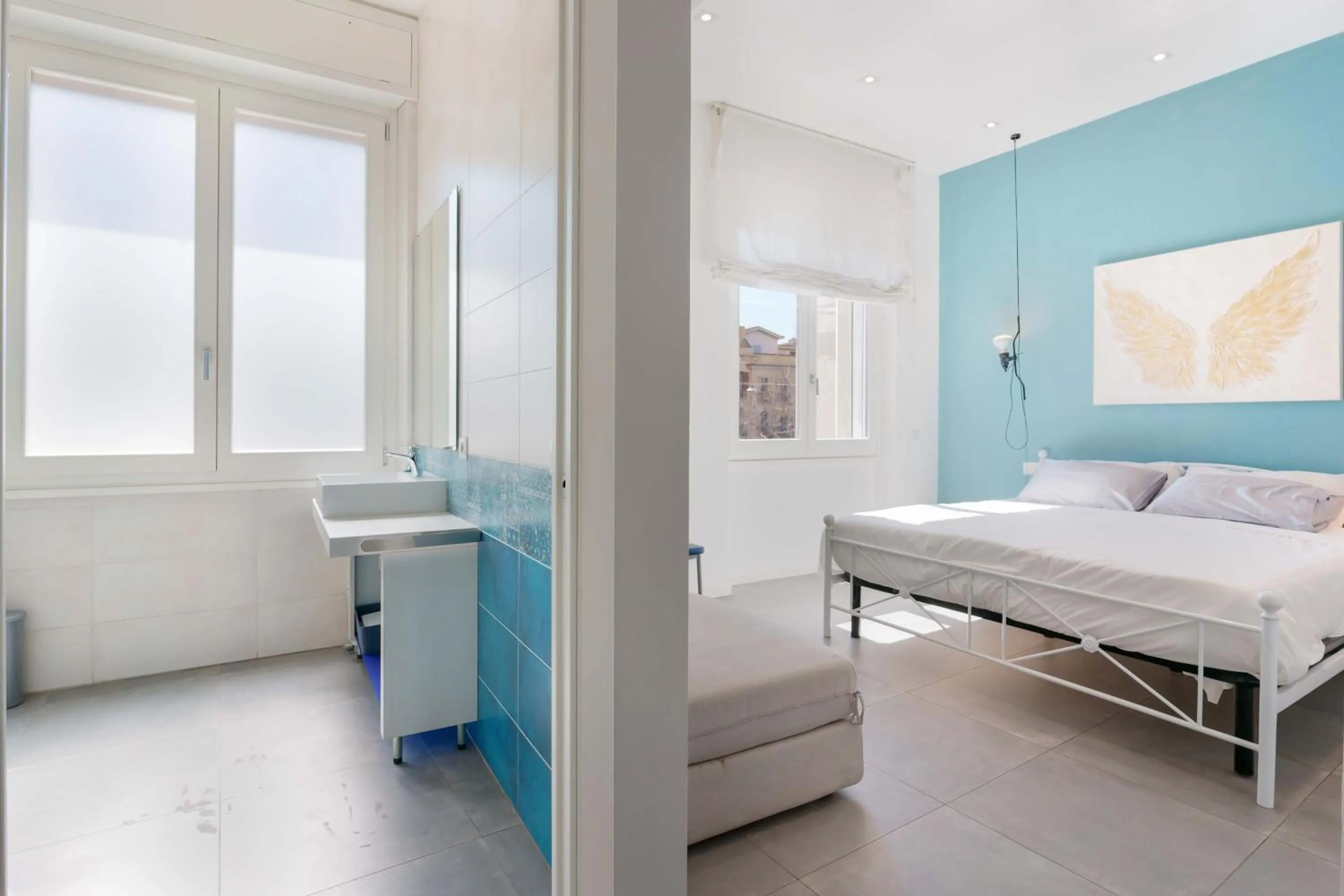 Photo of the whole room, Bed in Suite nel Largo