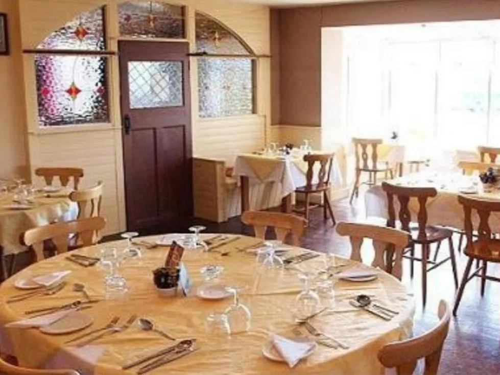 Keane's Bar & Restaurant