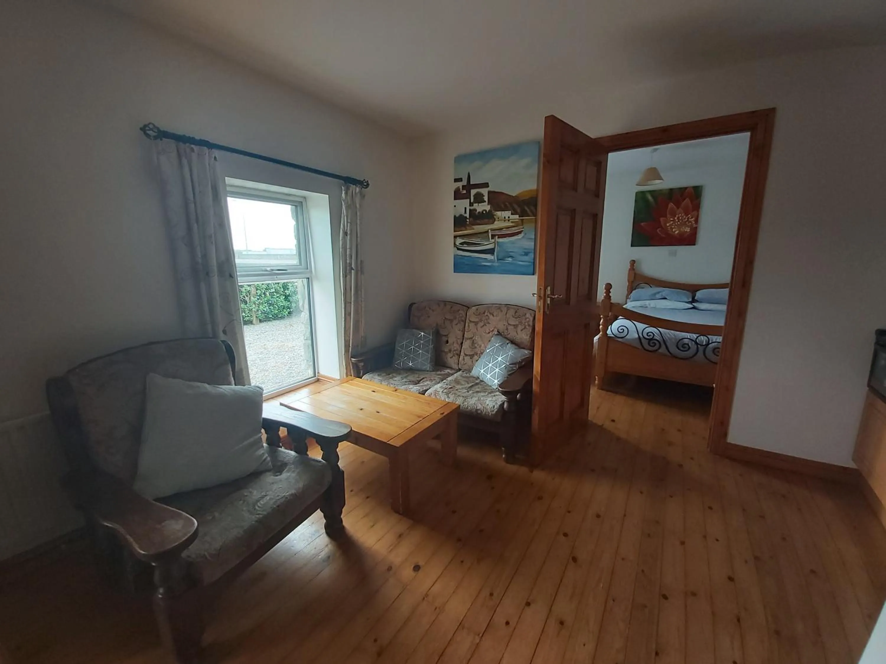 Bed in Keane's Bar & Restaurant