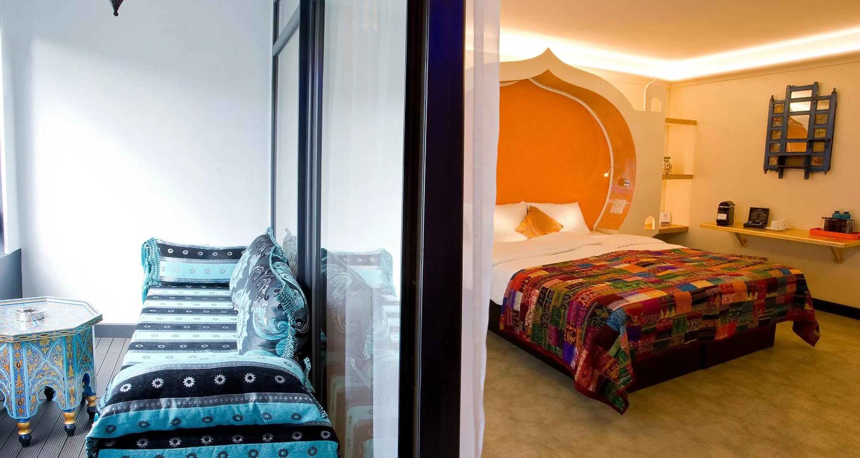 Photo of the whole room, Bed in PLAZA INN stays design Dortmund