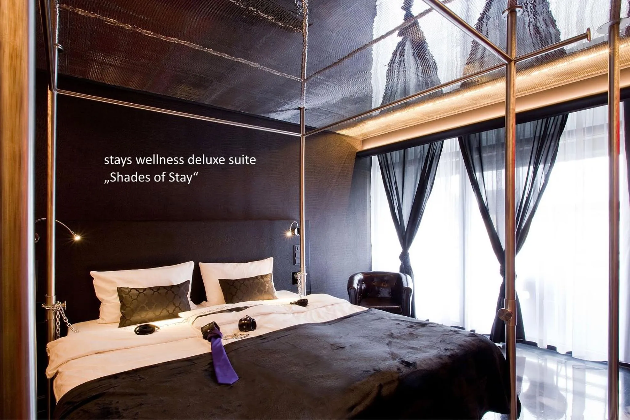 Bed in PLAZA INN stays design Dortmund