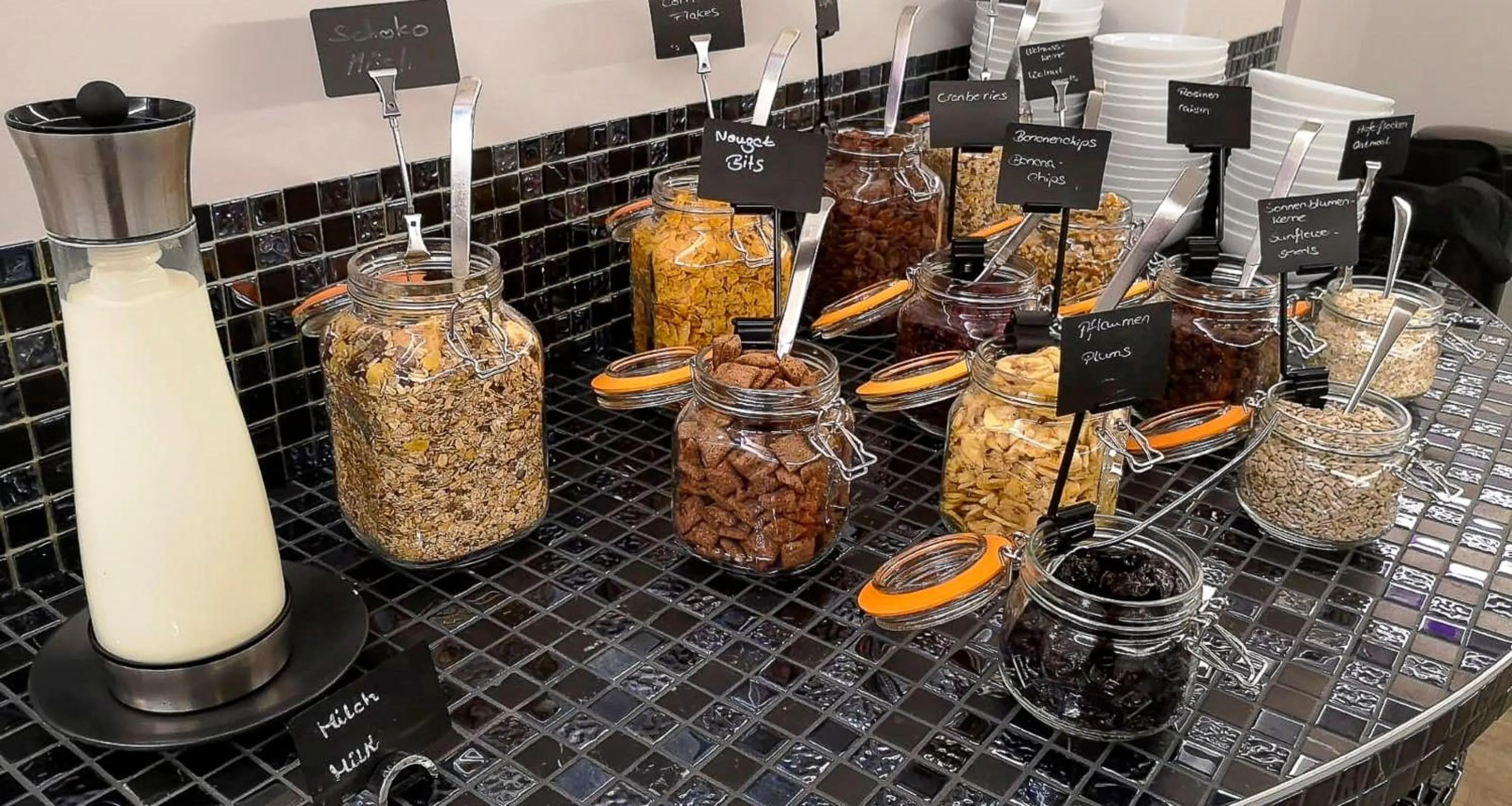 Buffet breakfast in PLAZA INN stays design Dortmund