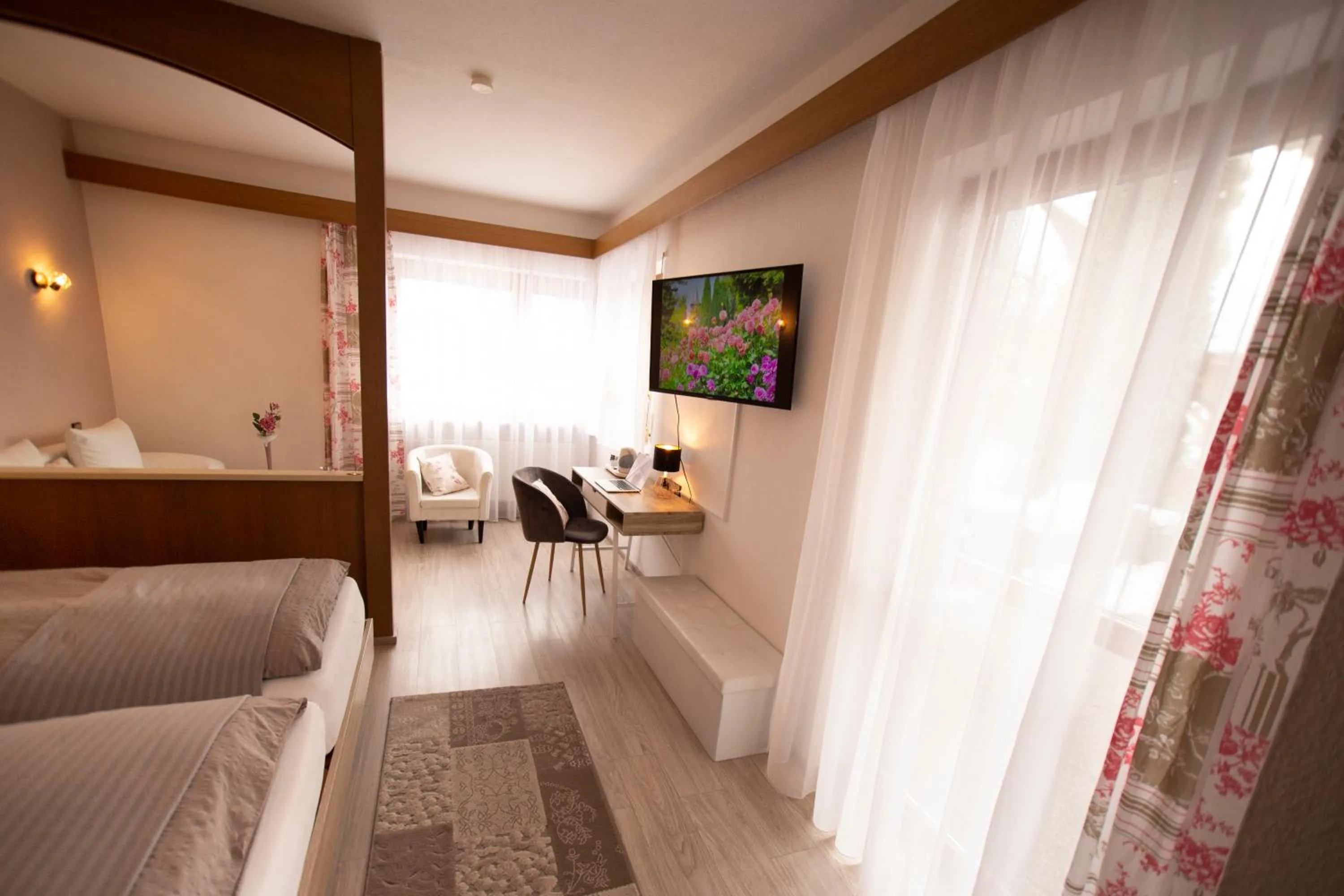 Photo of the whole room, Bed in Haus Rose