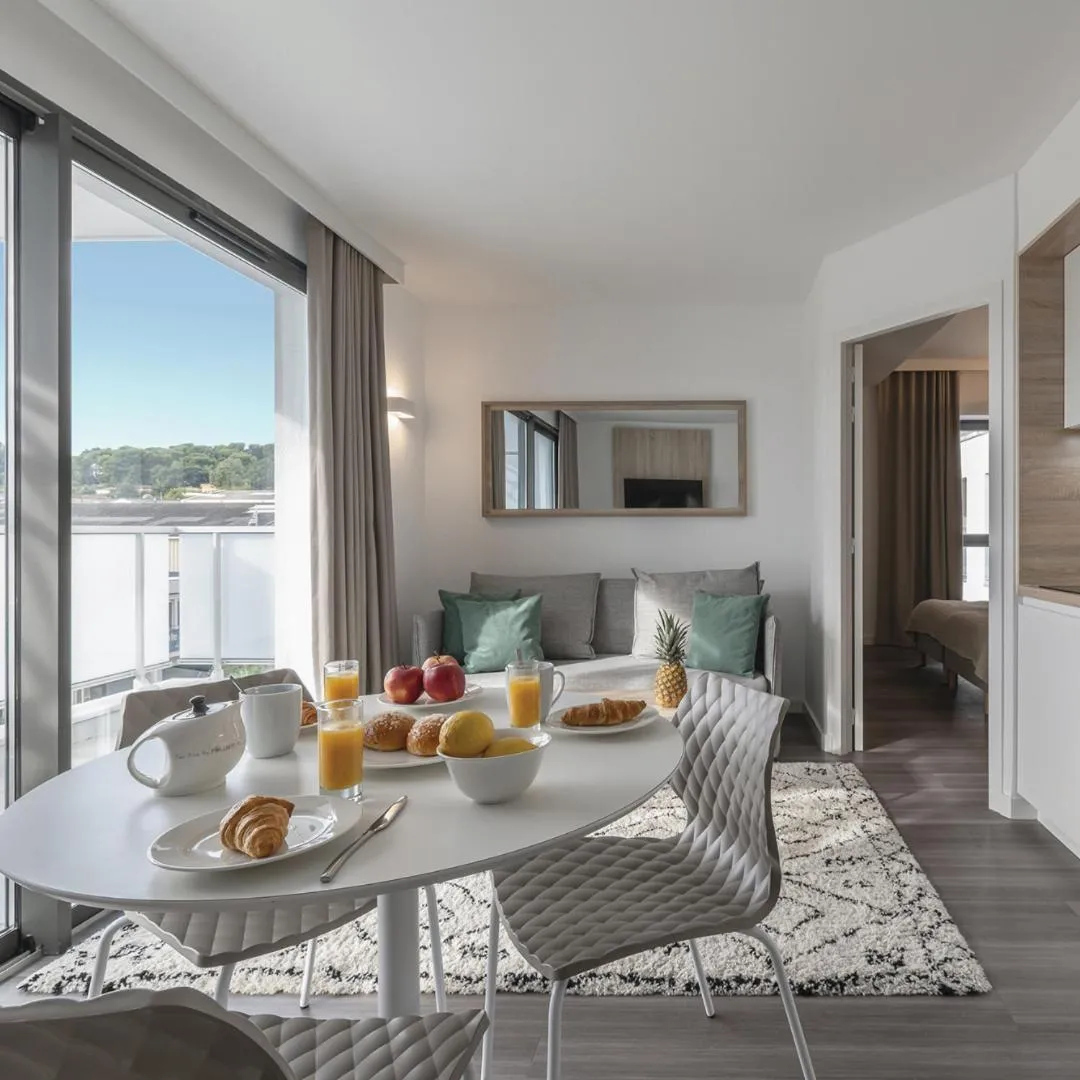 Living room in Lagrange Apart'Hôtel Antibes Olympie