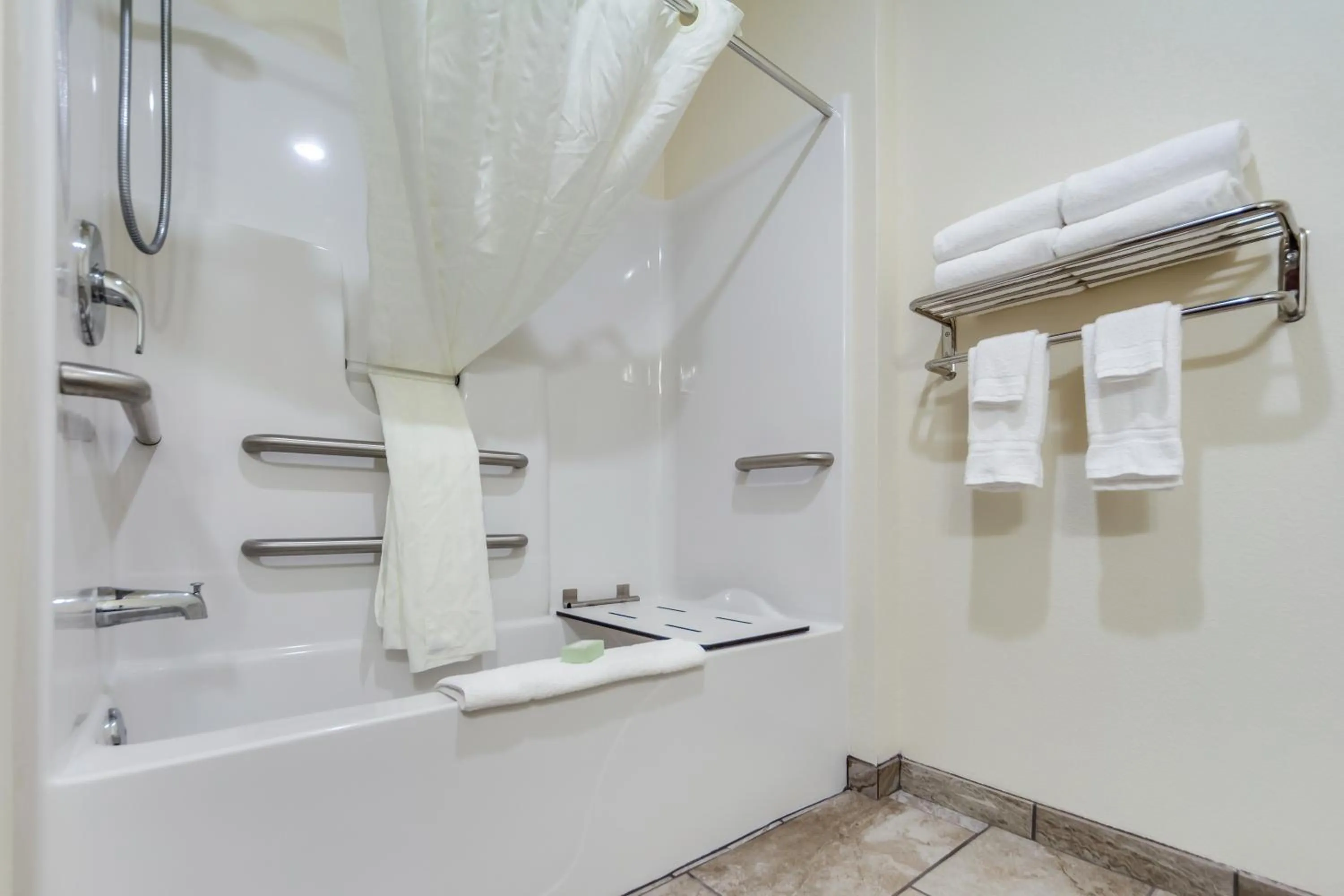 Bathroom in Cobblestone Inn & Suites - Holdrege