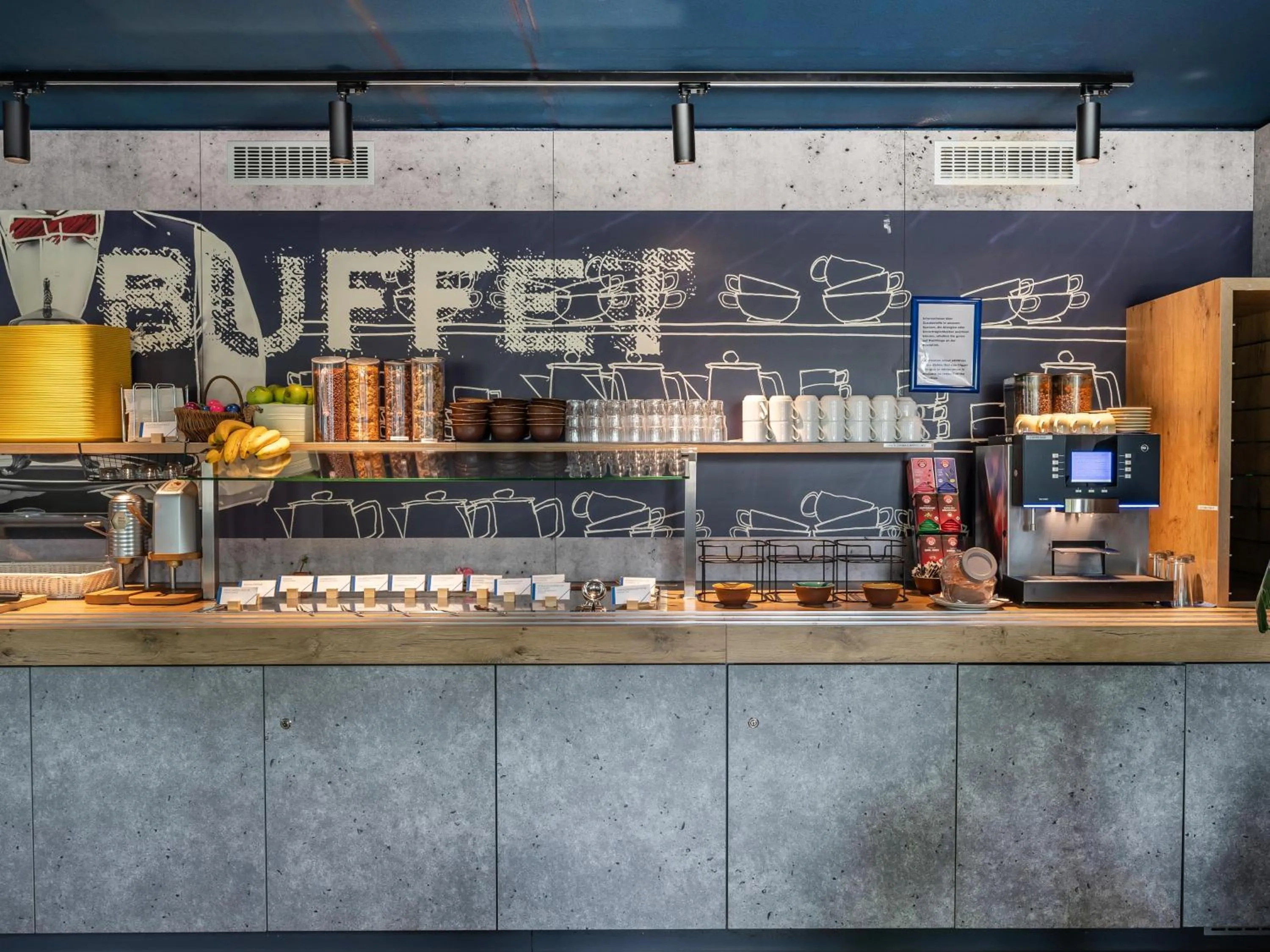 Restaurant/places to eat in ibis budget Freiburg Sued