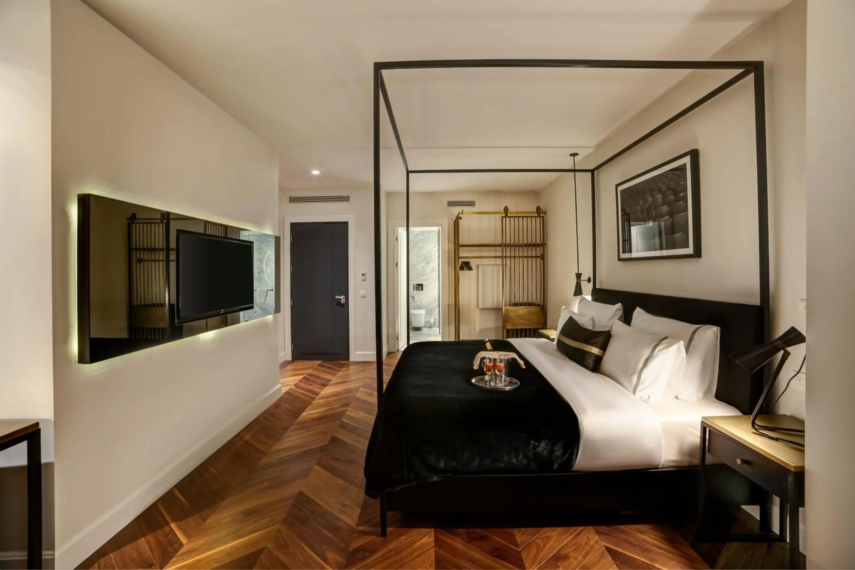 Bed in 39 Kalamış Marina Hotel & Restaurant