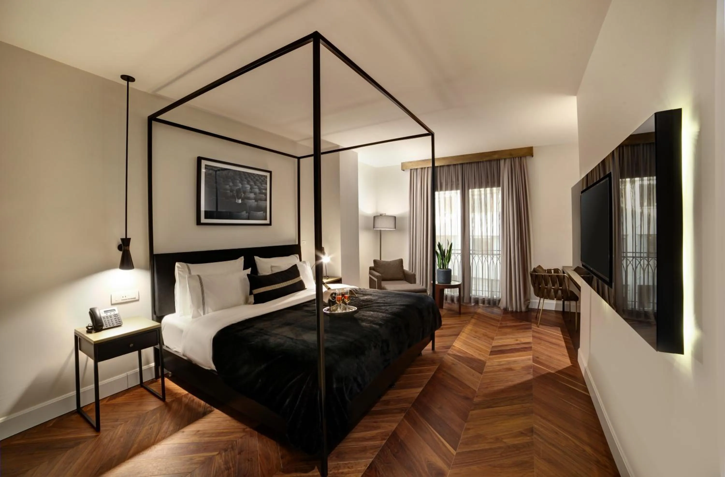 Bed in 39 Kalamış Marina Hotel & Restaurant