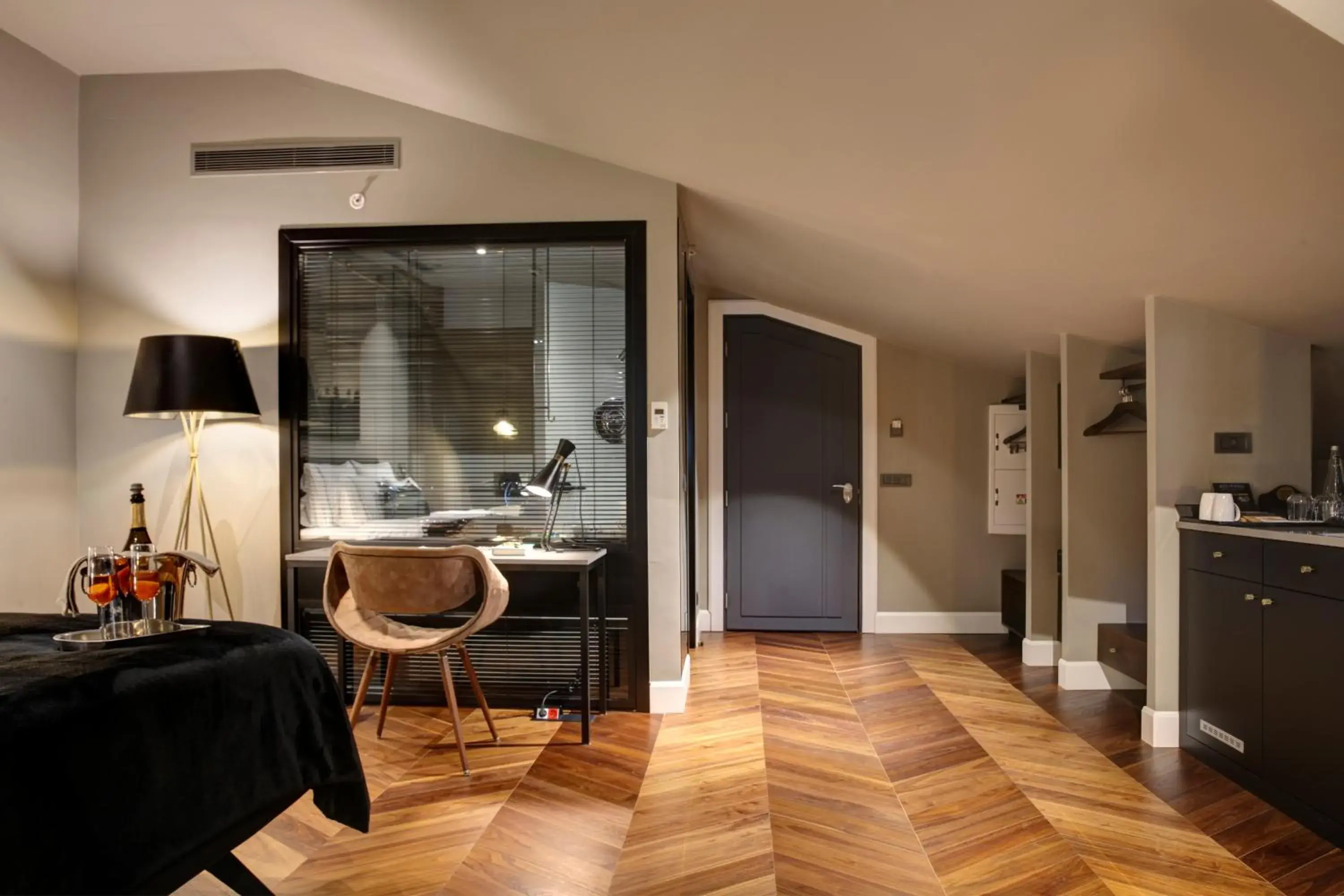 Bedroom in 39 Kalamış Marina Hotel & Restaurant Bedroom in 39 Kalamış Marina Hotel & Restaurant