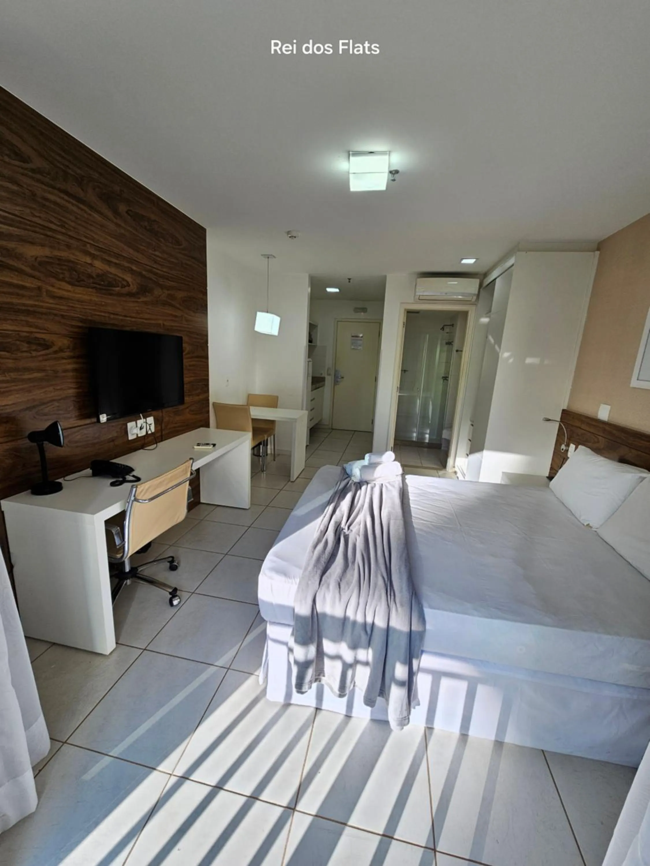 Photo of the whole room, Bed in Flat Vision Executivo Premium By Rei dos Flats