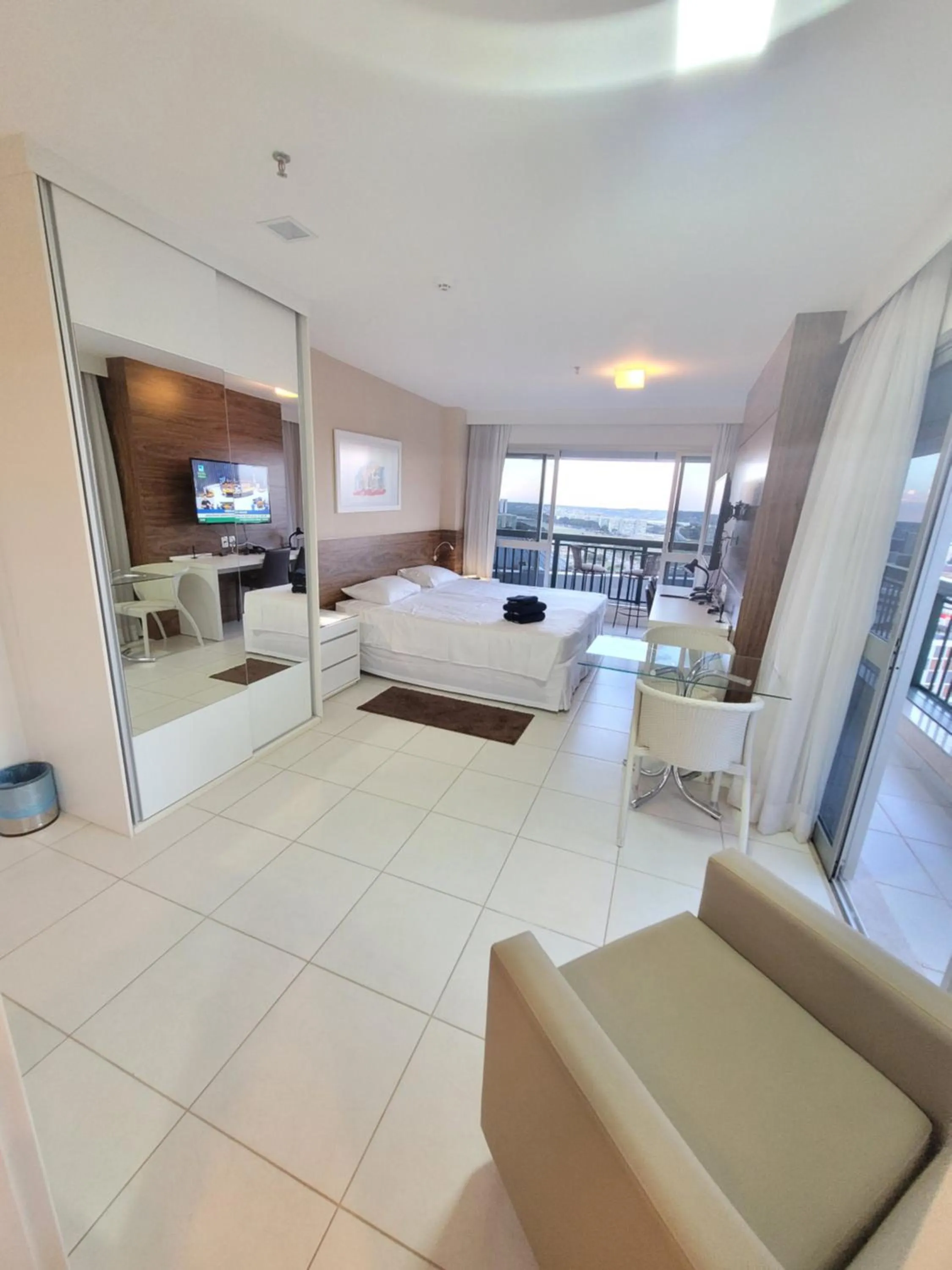 TV and multimedia, Bed in Flat Vision Executivo Premium By Rei dos Flats