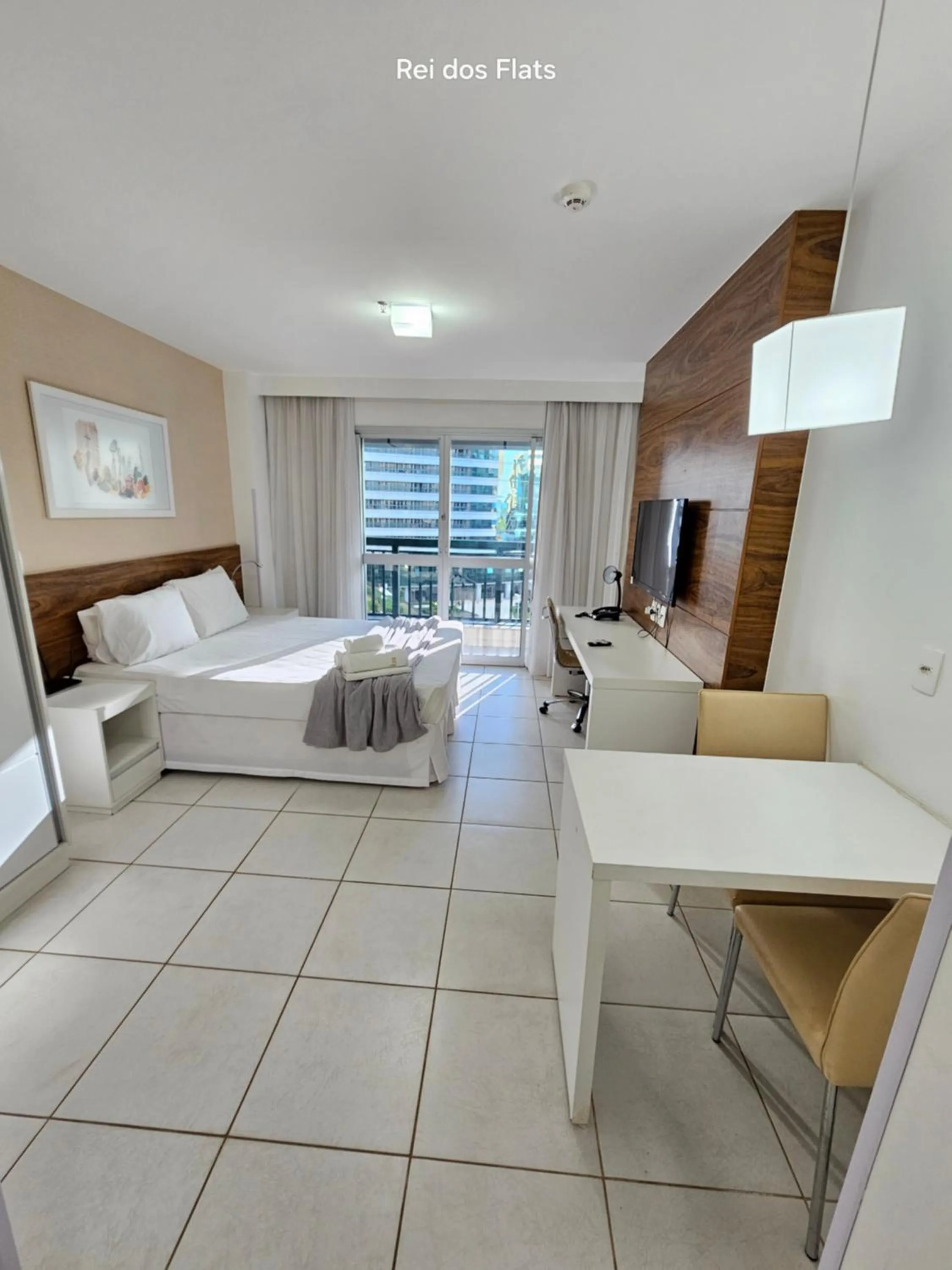 Photo of the whole room, Bed in Flat Vision Executivo Premium By Rei dos Flats