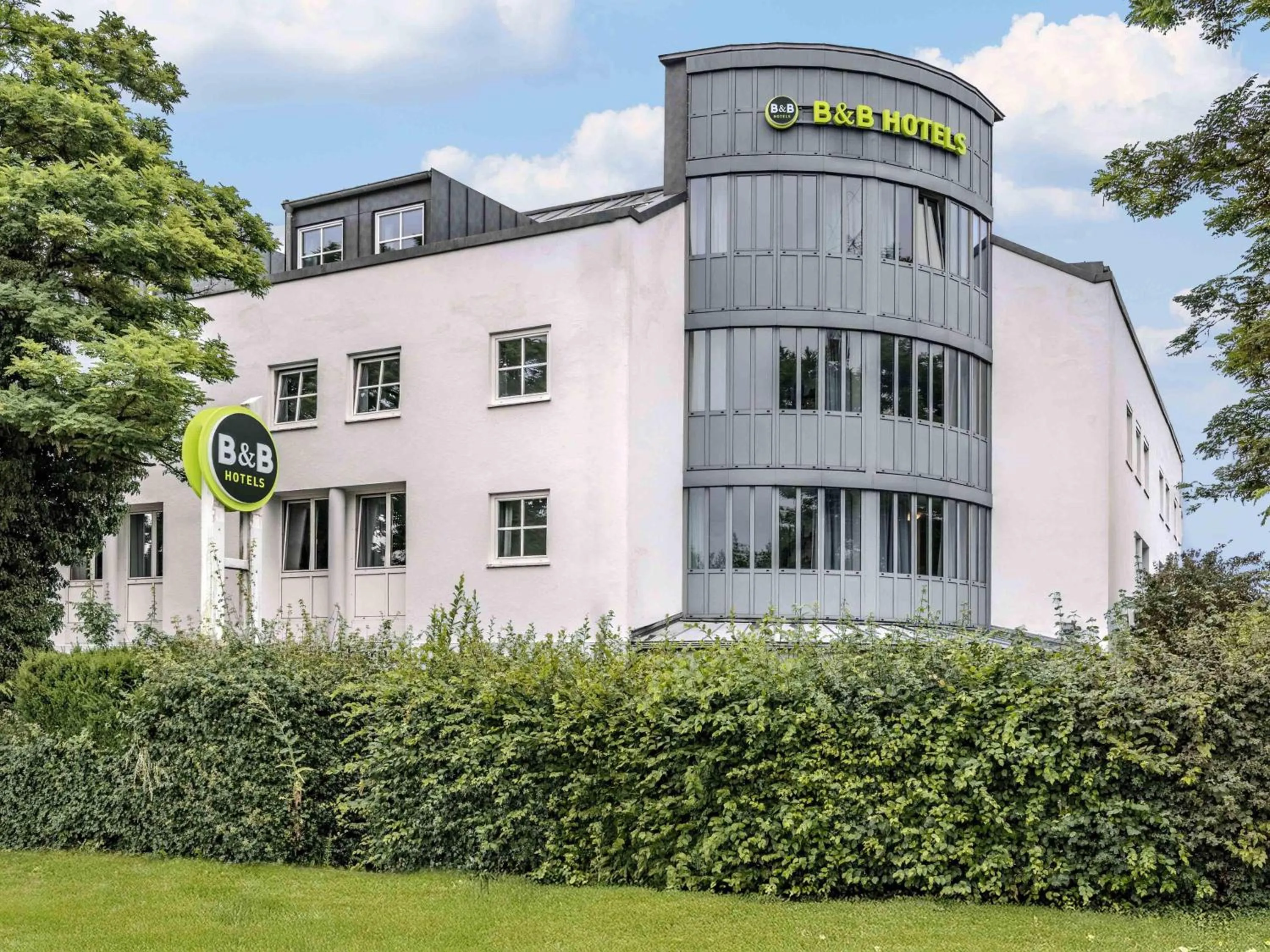 Property building in B&B HOTEL Passau-Süd