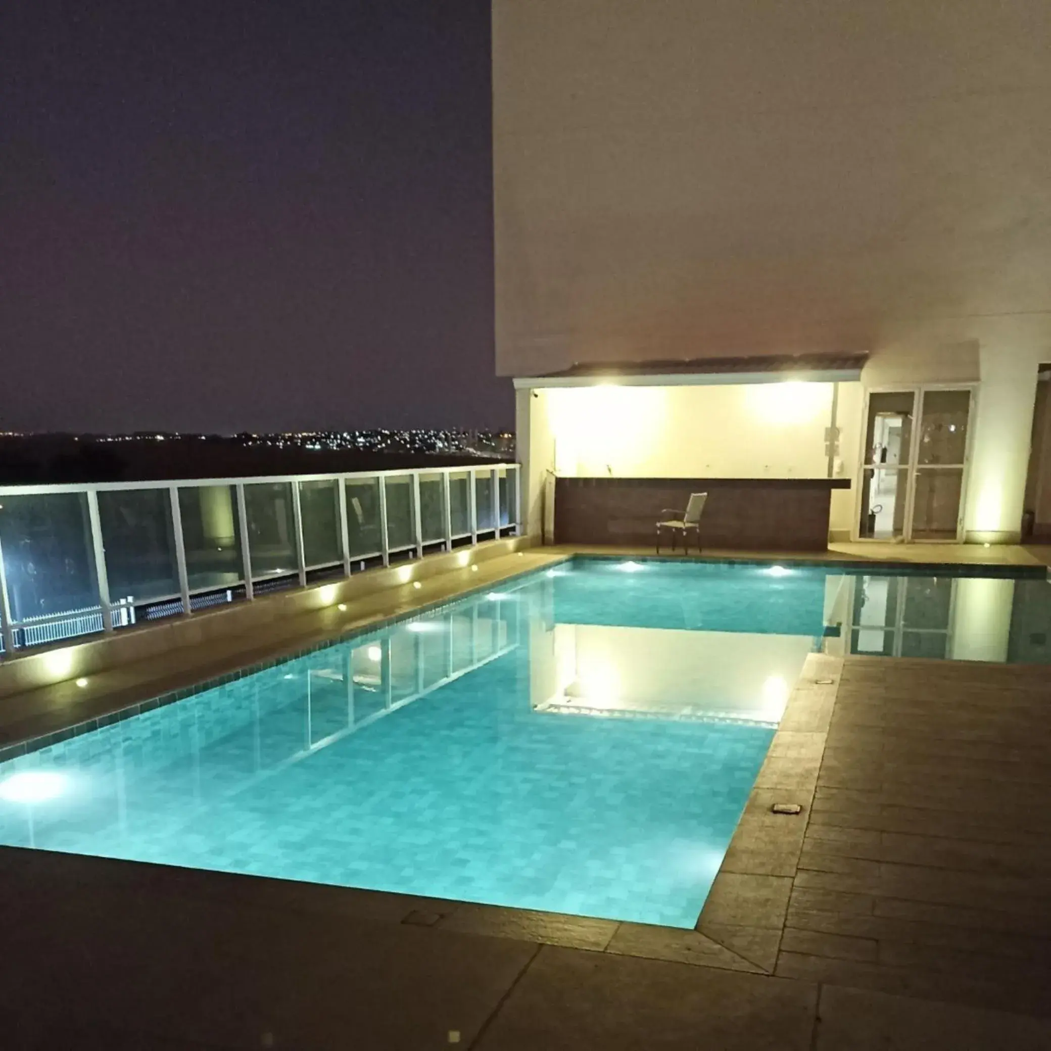 Swimming pool in Sleep Inn Paulínia Swimming pool in Sleep Inn Paulínia