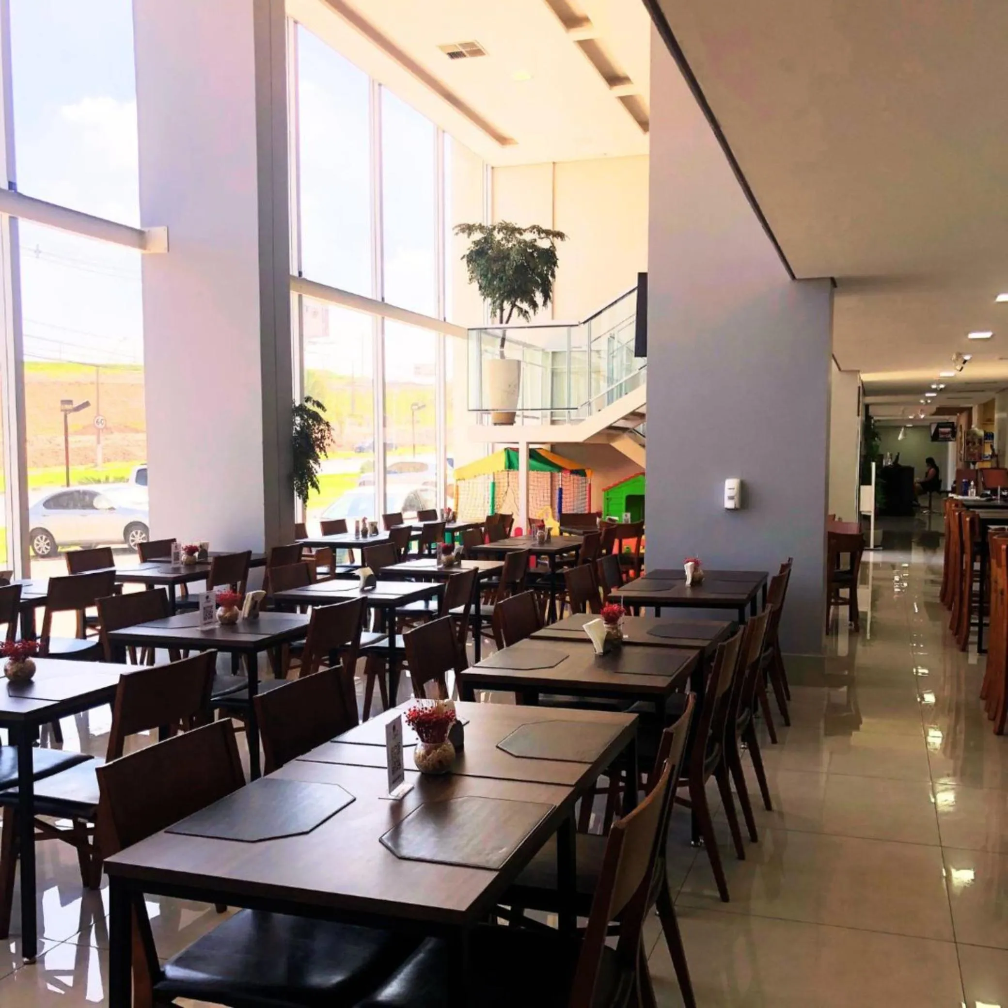 Restaurant/places to eat in Sleep Inn Paulínia