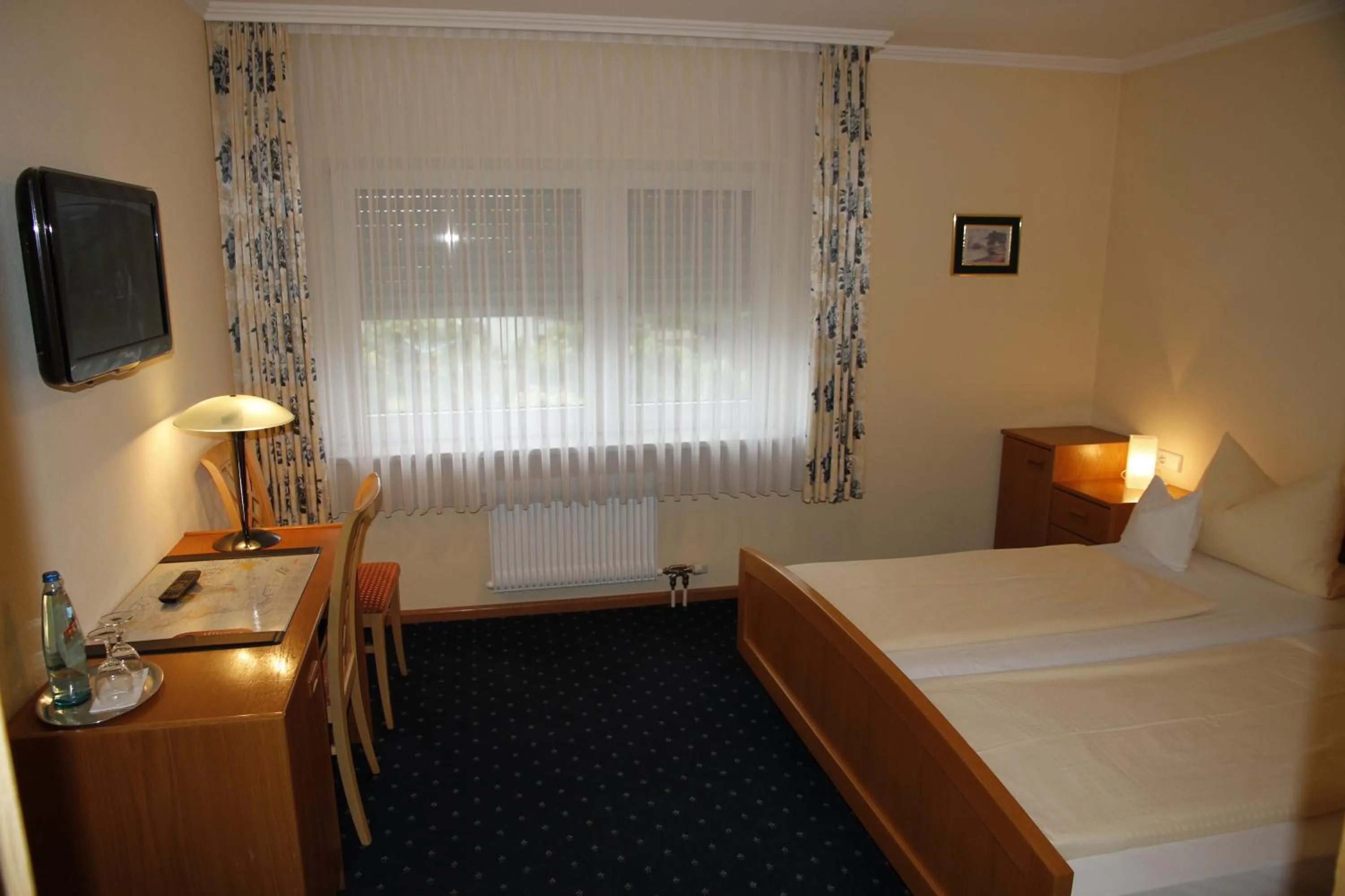 Day, Bed in Hotel Anika