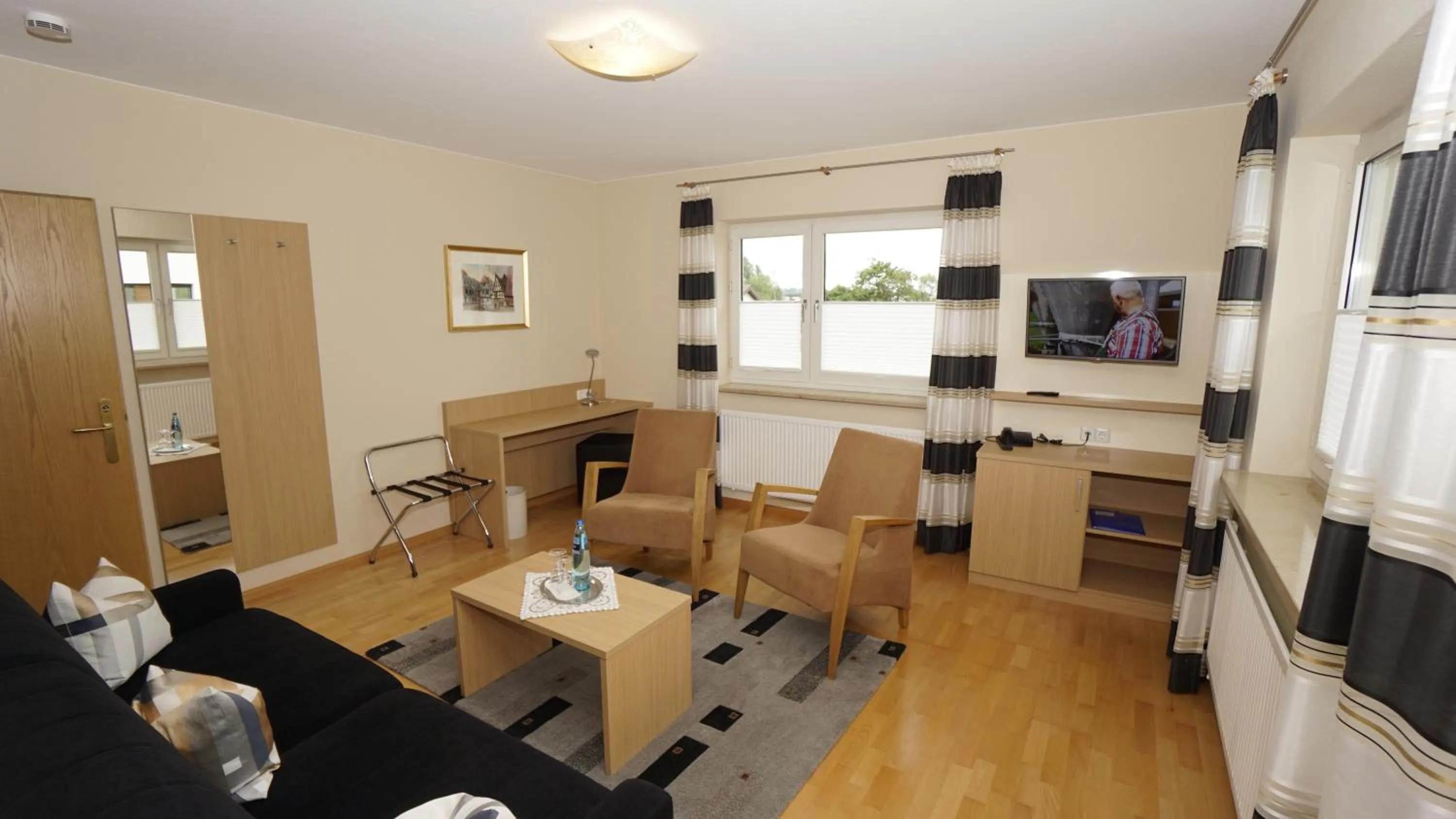 Photo of the whole room in Hotel Anika