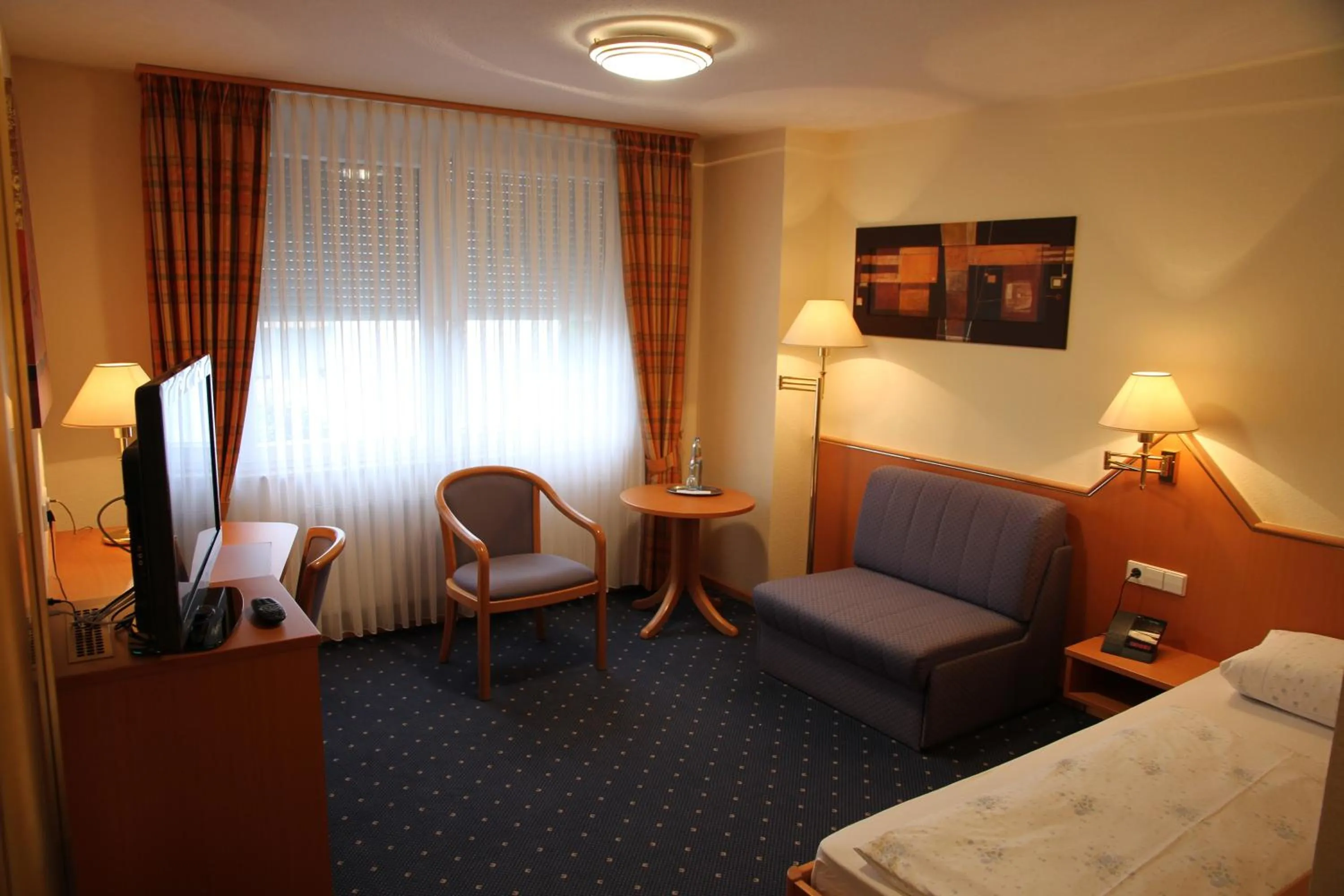 Day, Bed in Hotel Anika