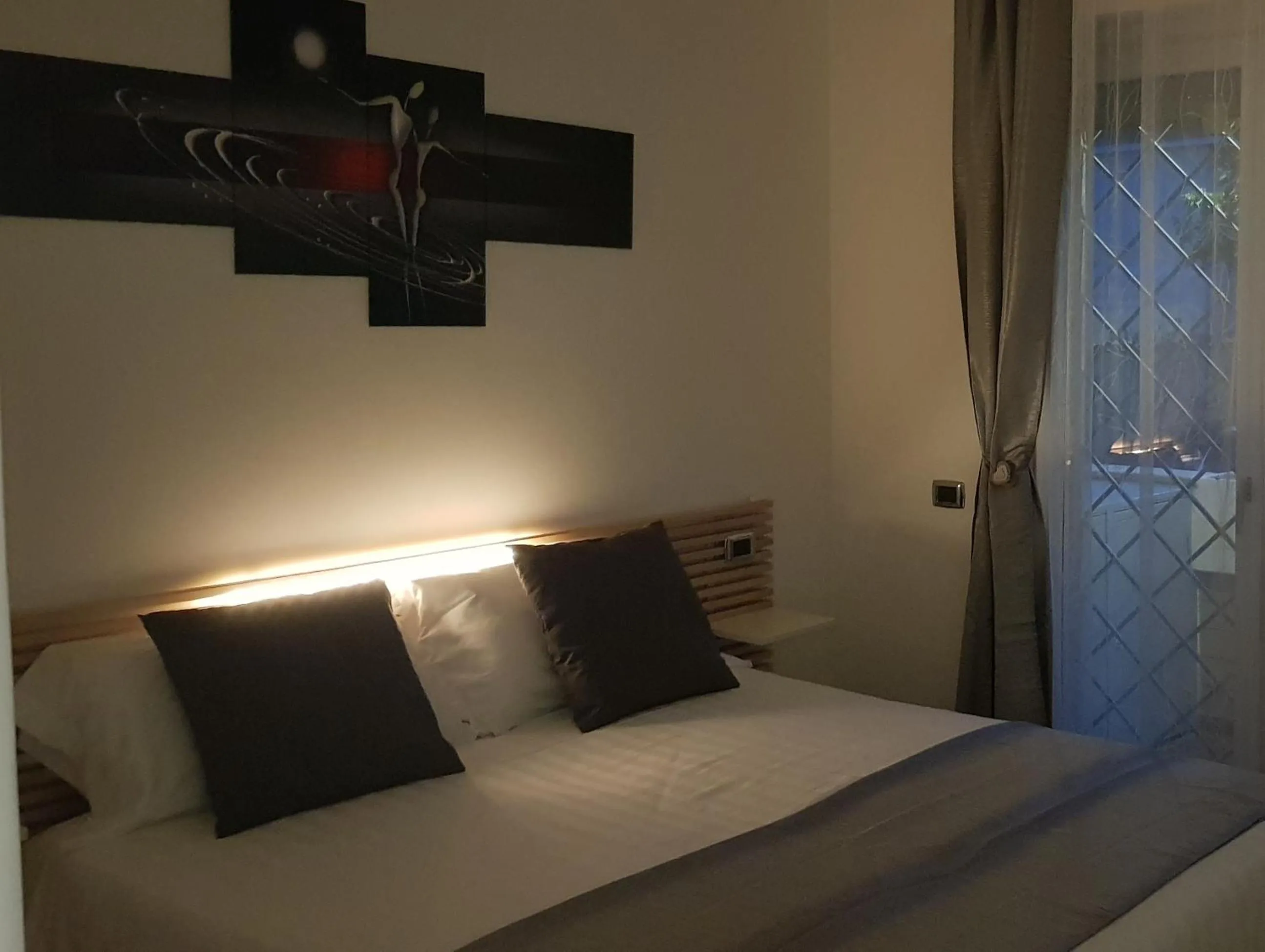 Bed in THAT'S AMORE FIUMICINO Airport