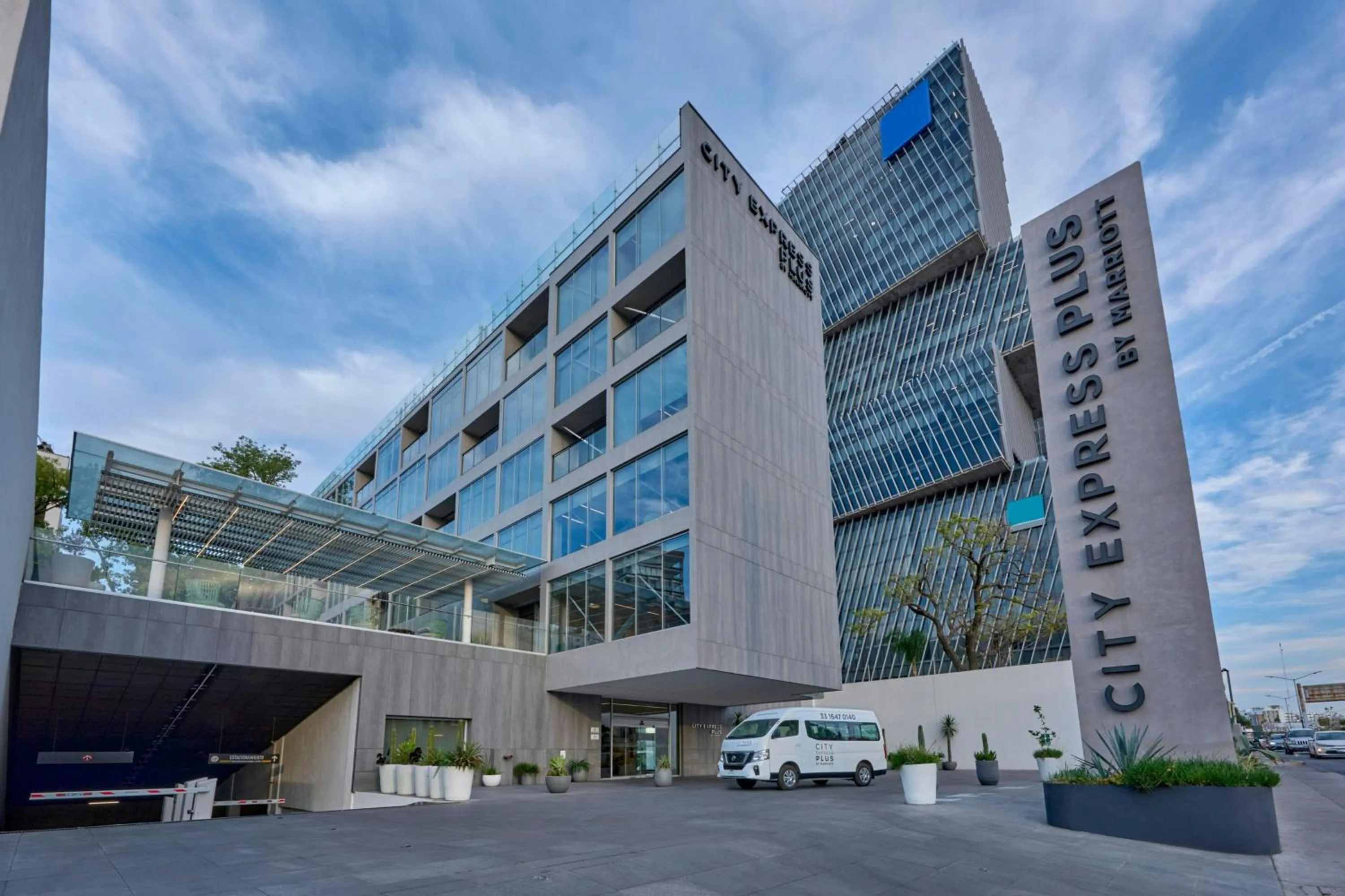 Property building in City Express Plus by Marriott Guadalajara Providencia