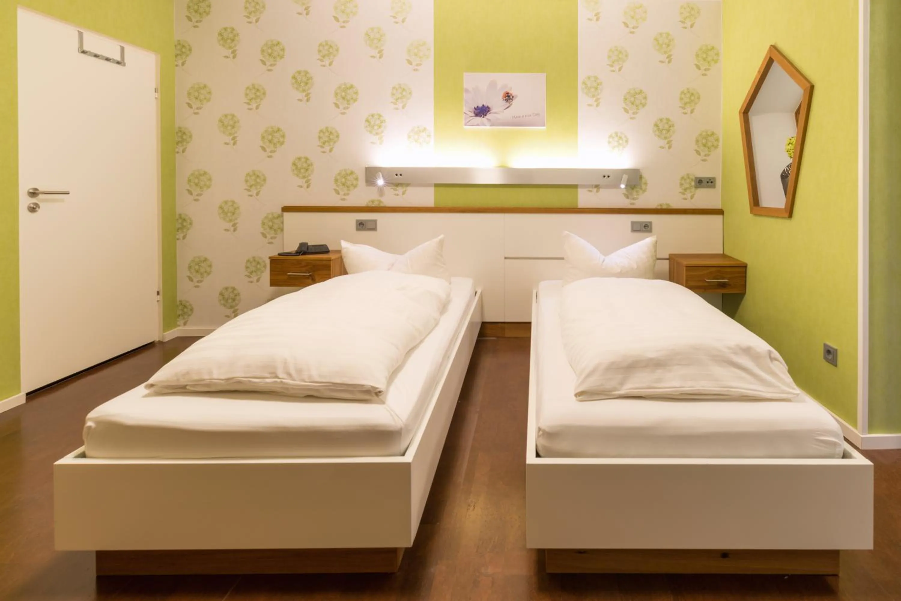 Bed in Hotel Luisen Mühle