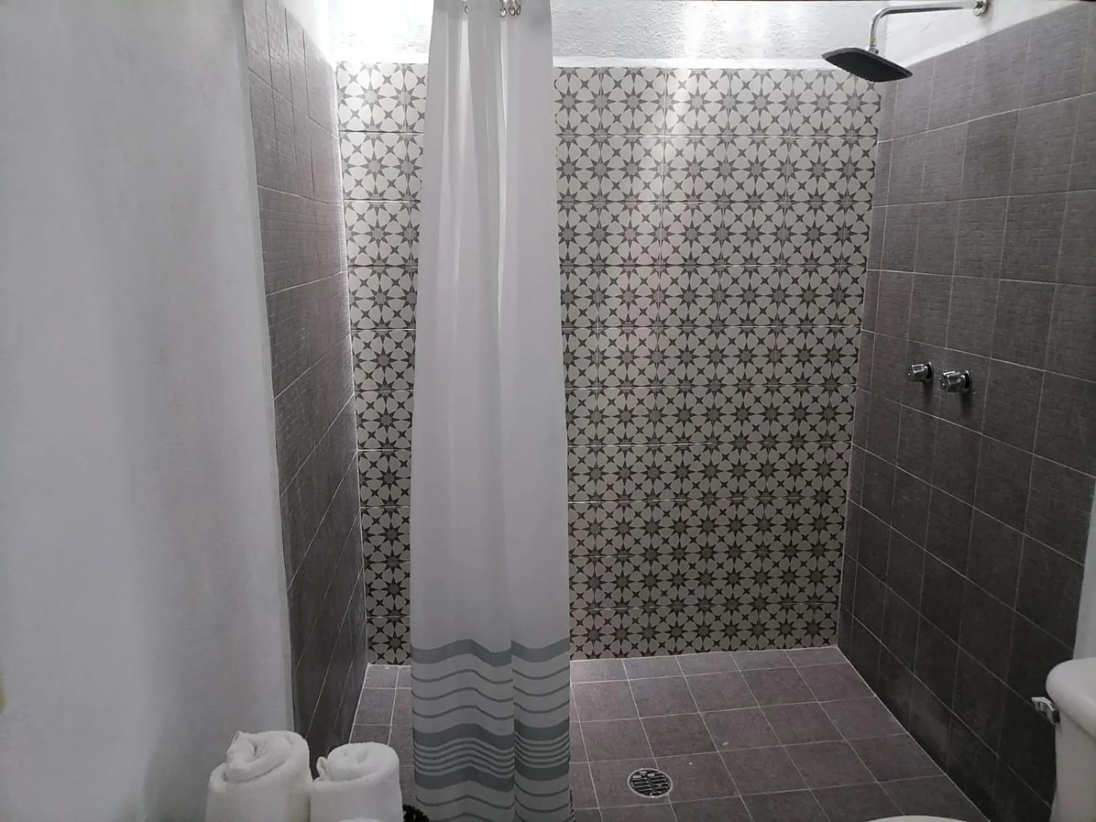 Bathroom in Hotel Santa Ana