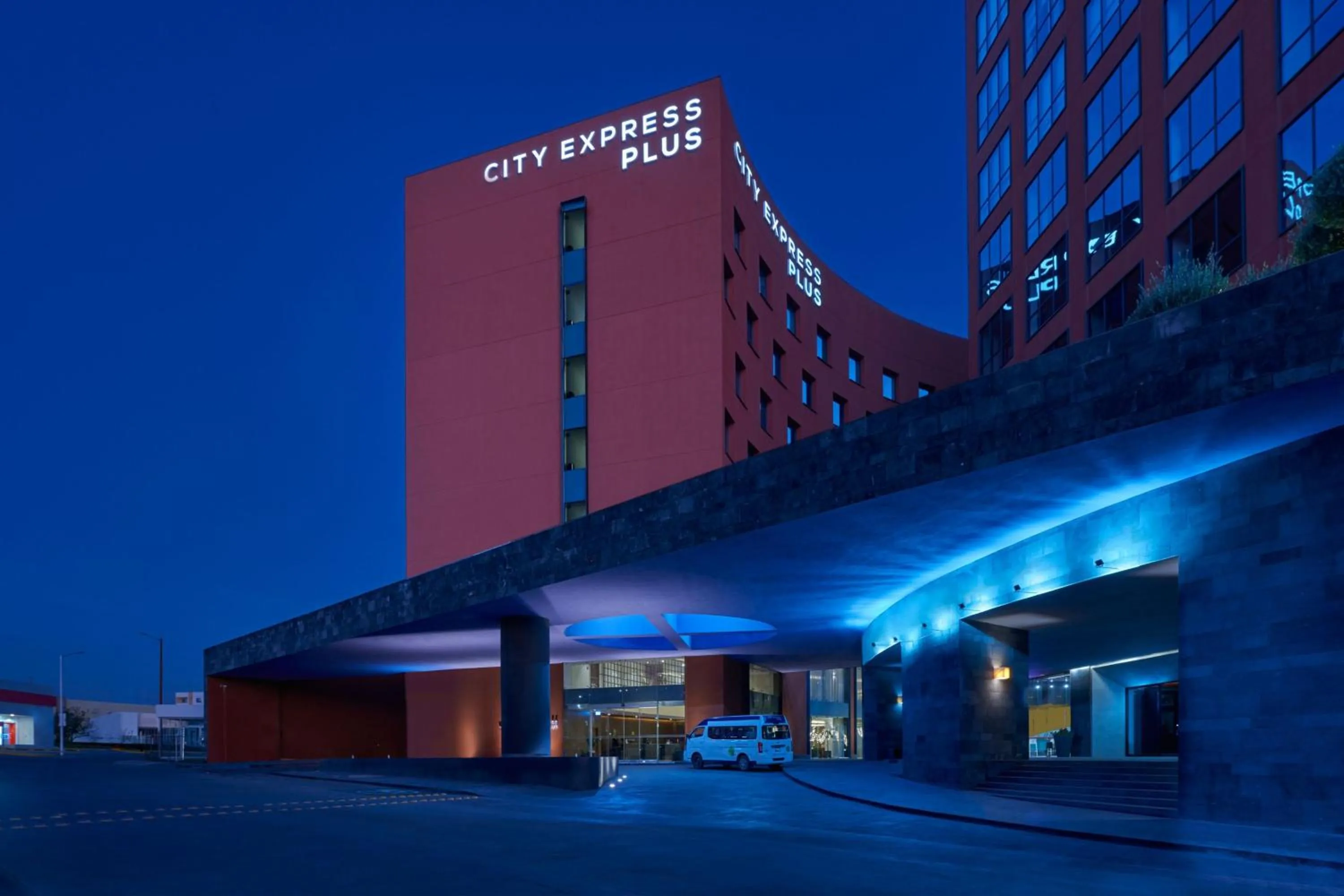 Property building in City Express Plus by Marriott San Luis Potosi